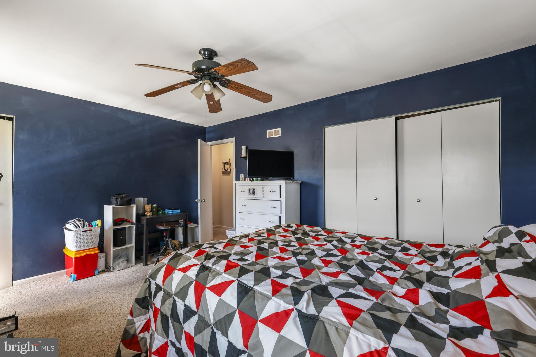 STONEGATE VILLAGE - Residential