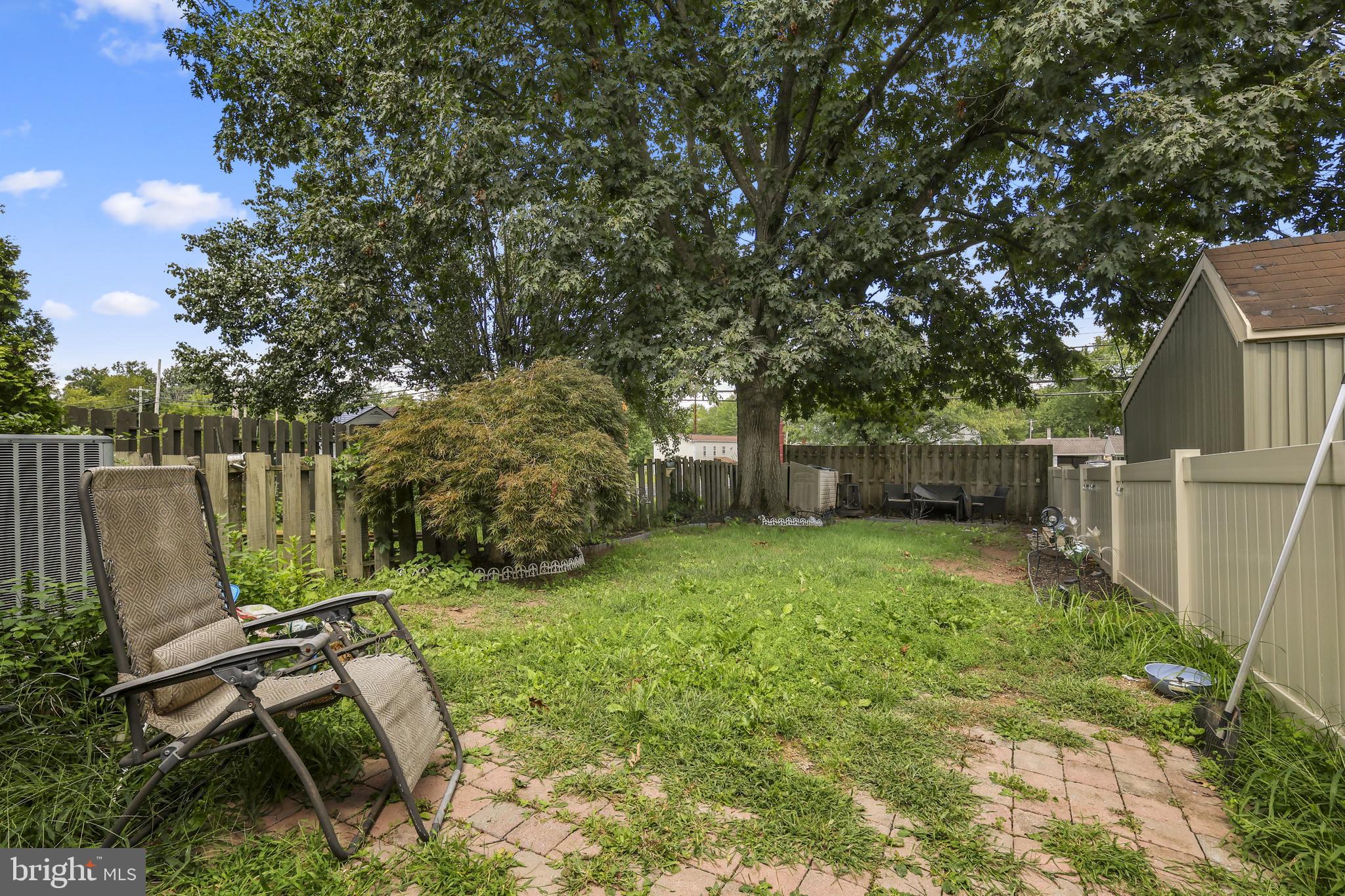 STONEGATE VILLAGE - Residential