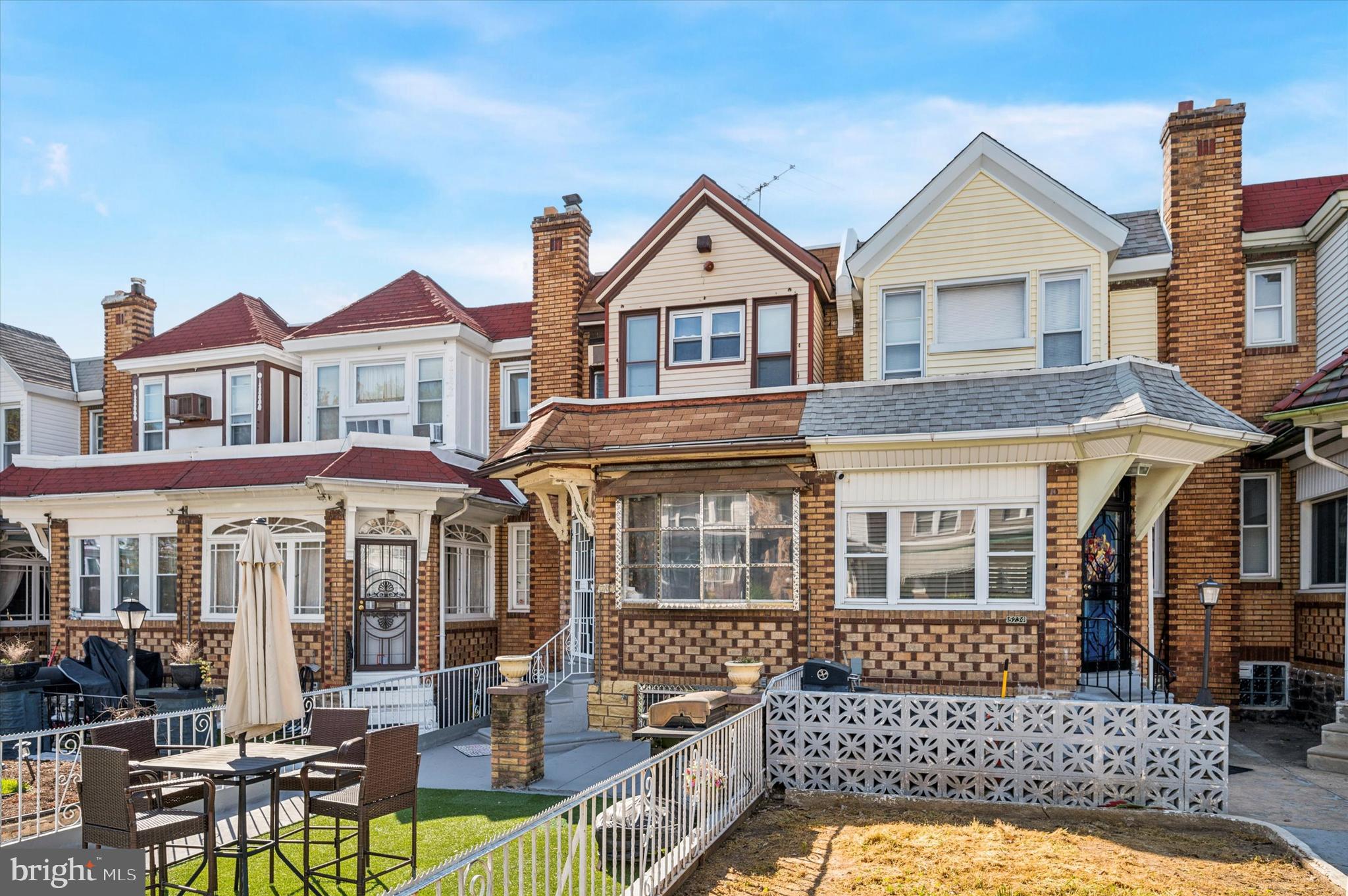 OAK LANE - Residential