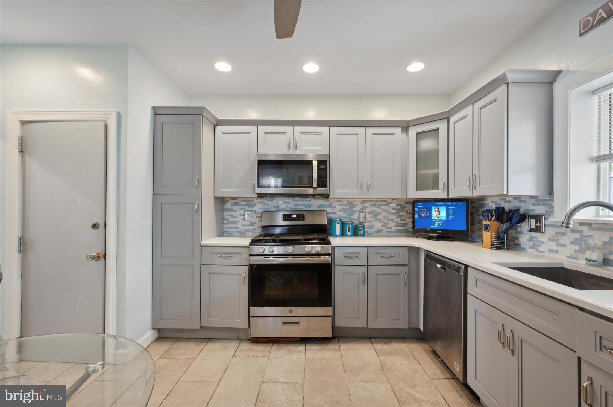 OAK LANE - Residential