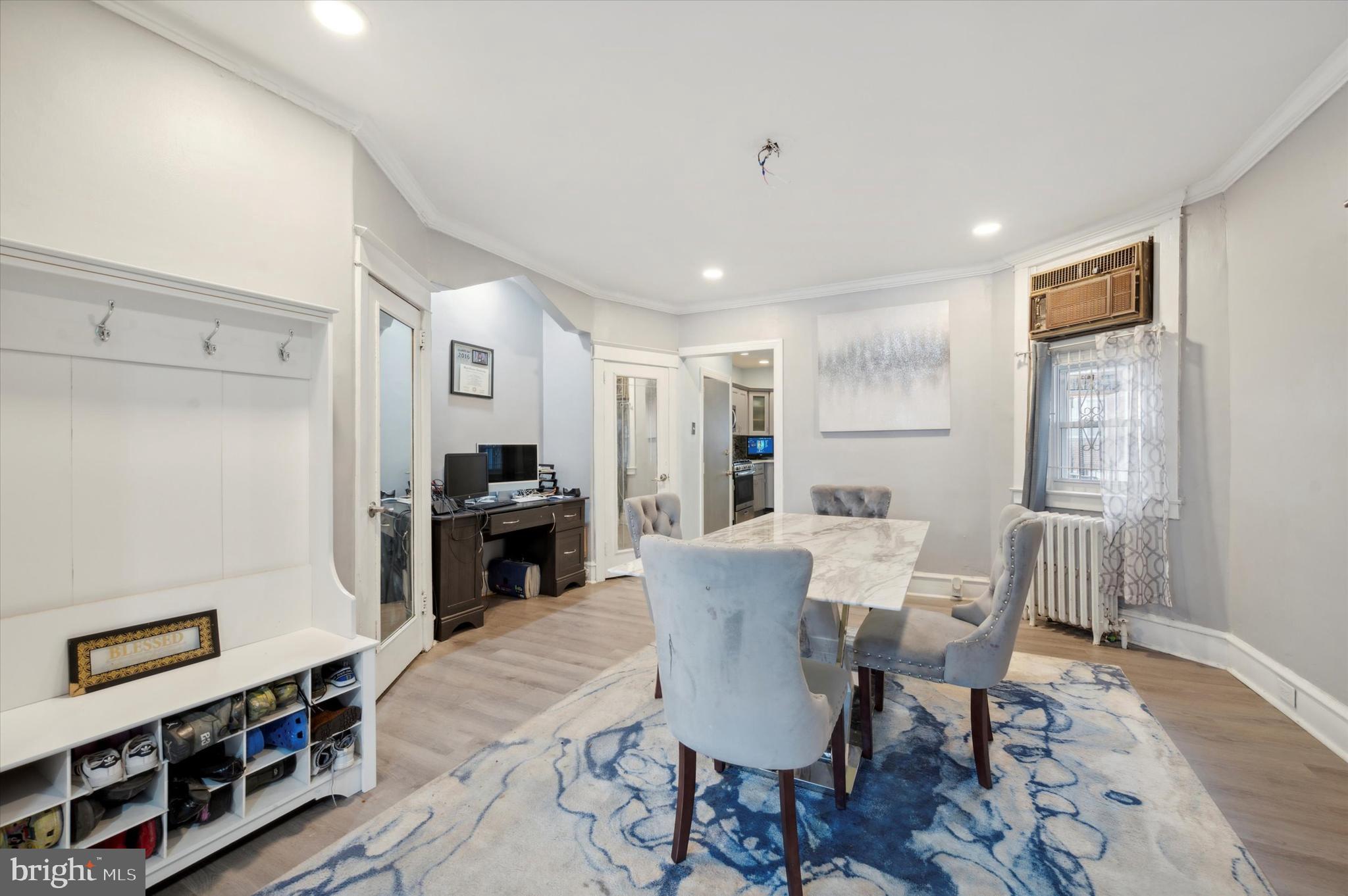 OAK LANE - Residential