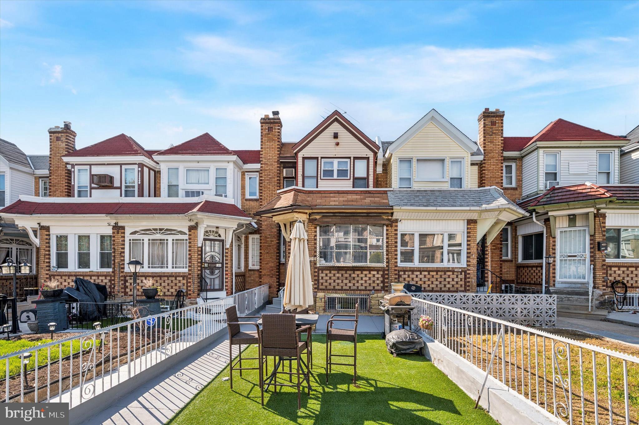 OAK LANE - Residential