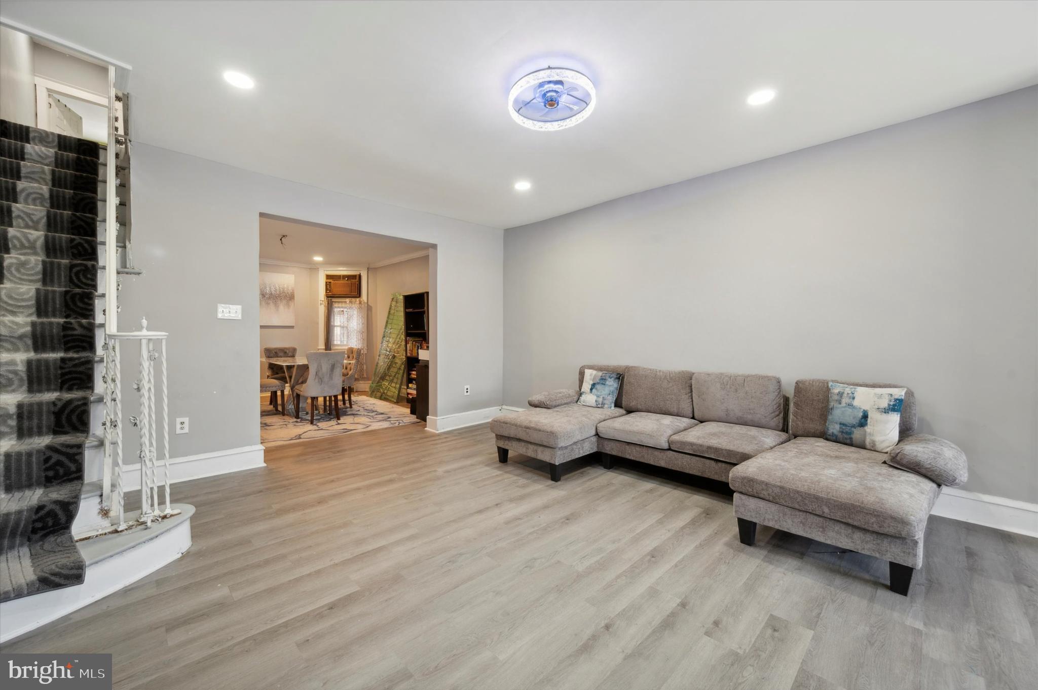 OAK LANE - Residential