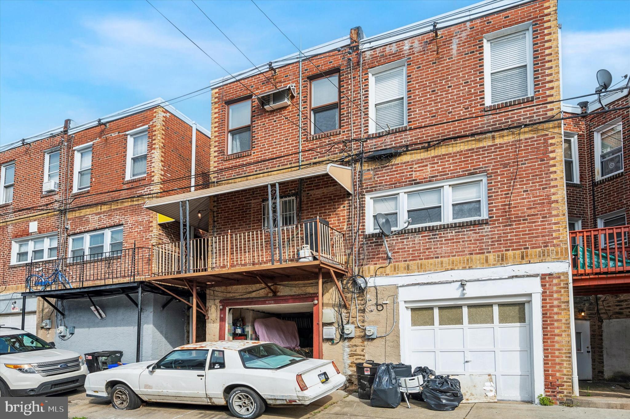 OAK LANE - Residential