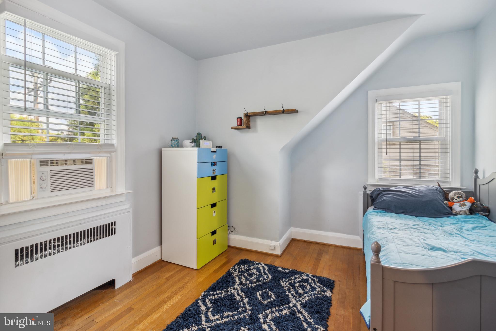 HOLMEHURST - Residential