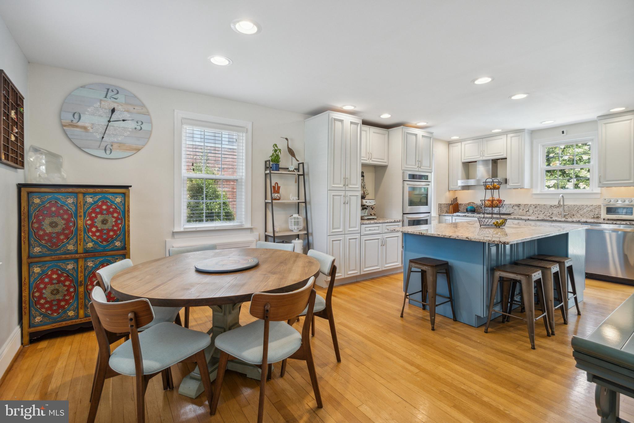 HOLMEHURST - Residential