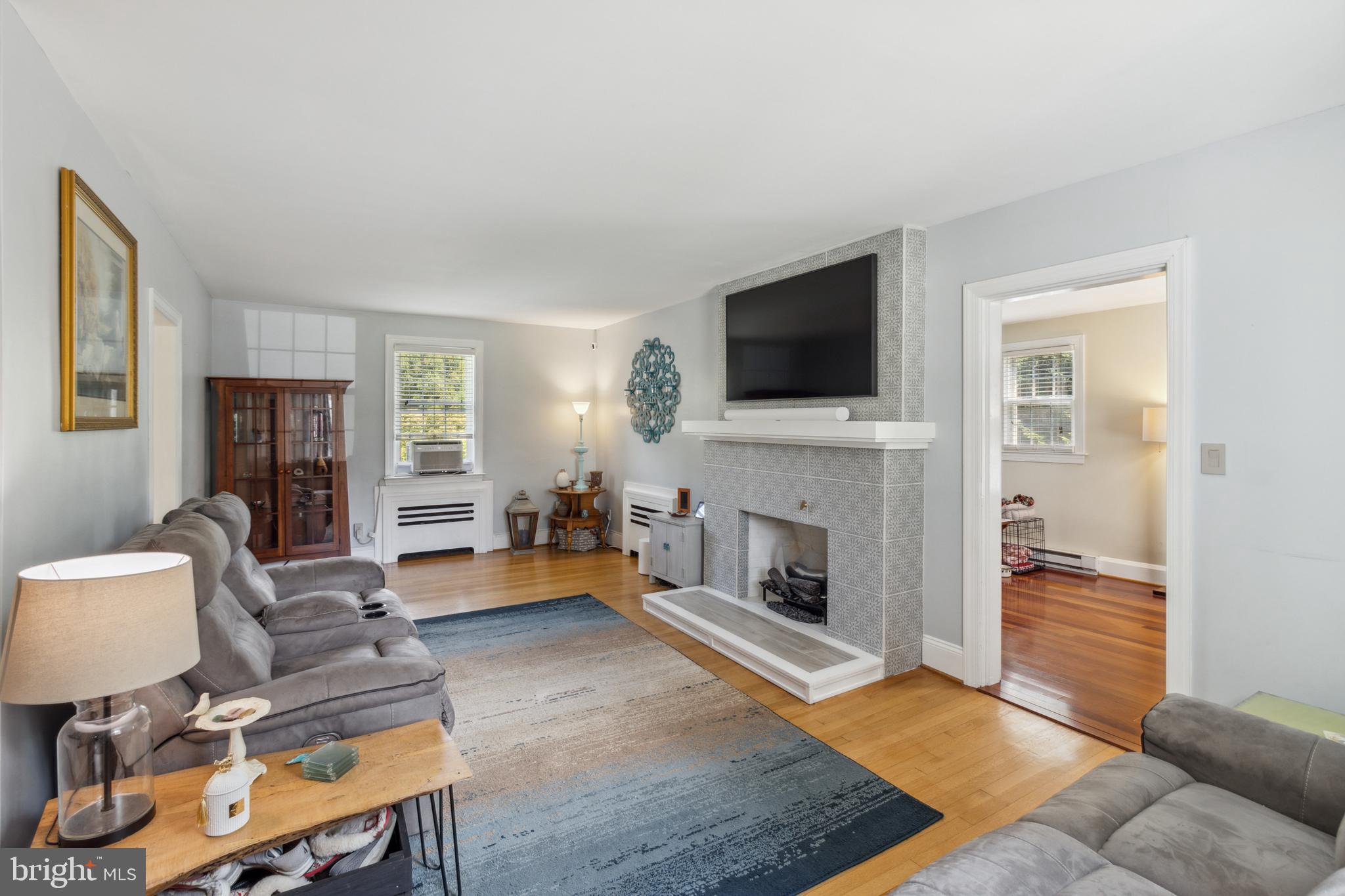 HOLMEHURST - Residential