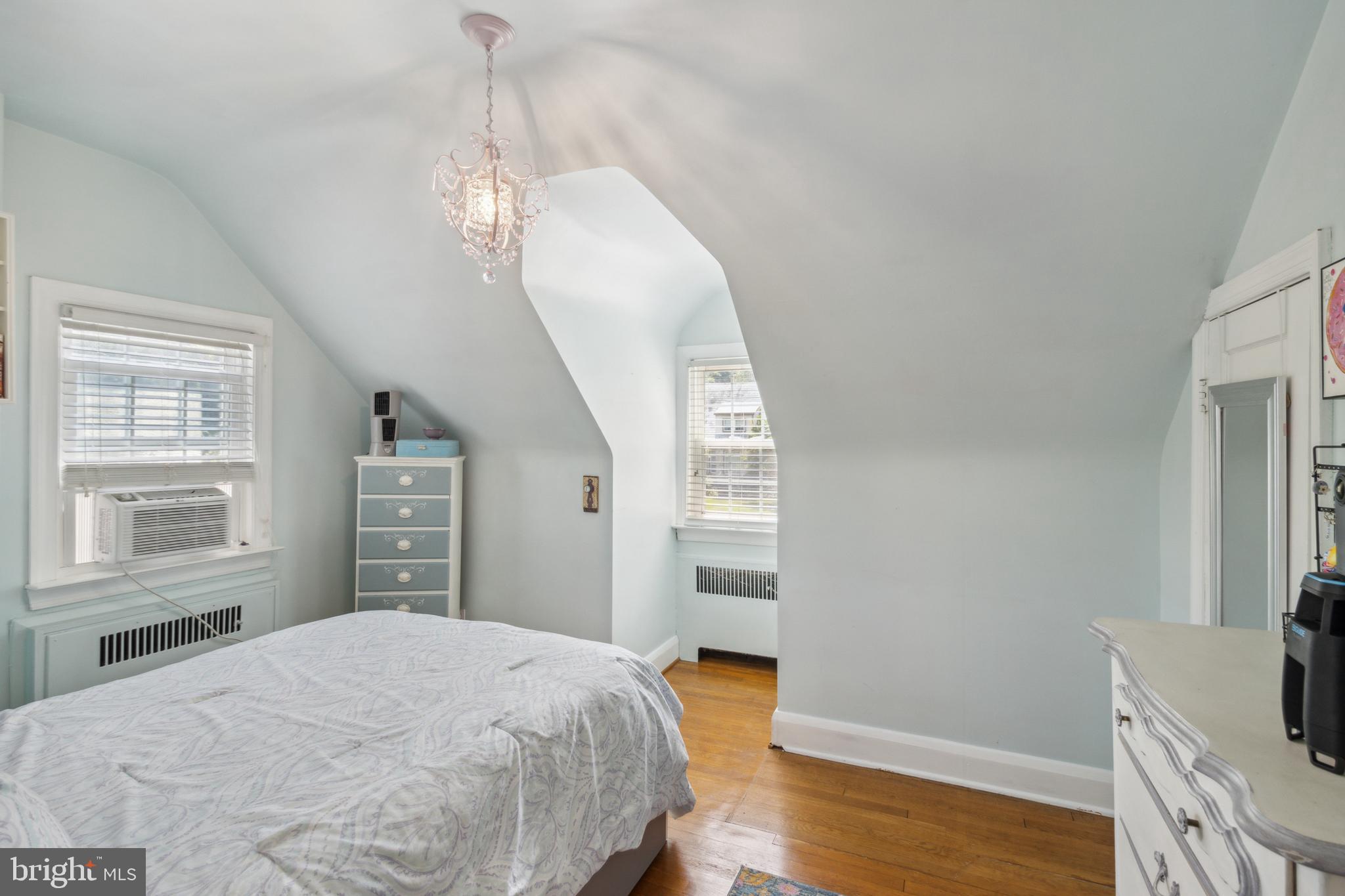 HOLMEHURST - Residential