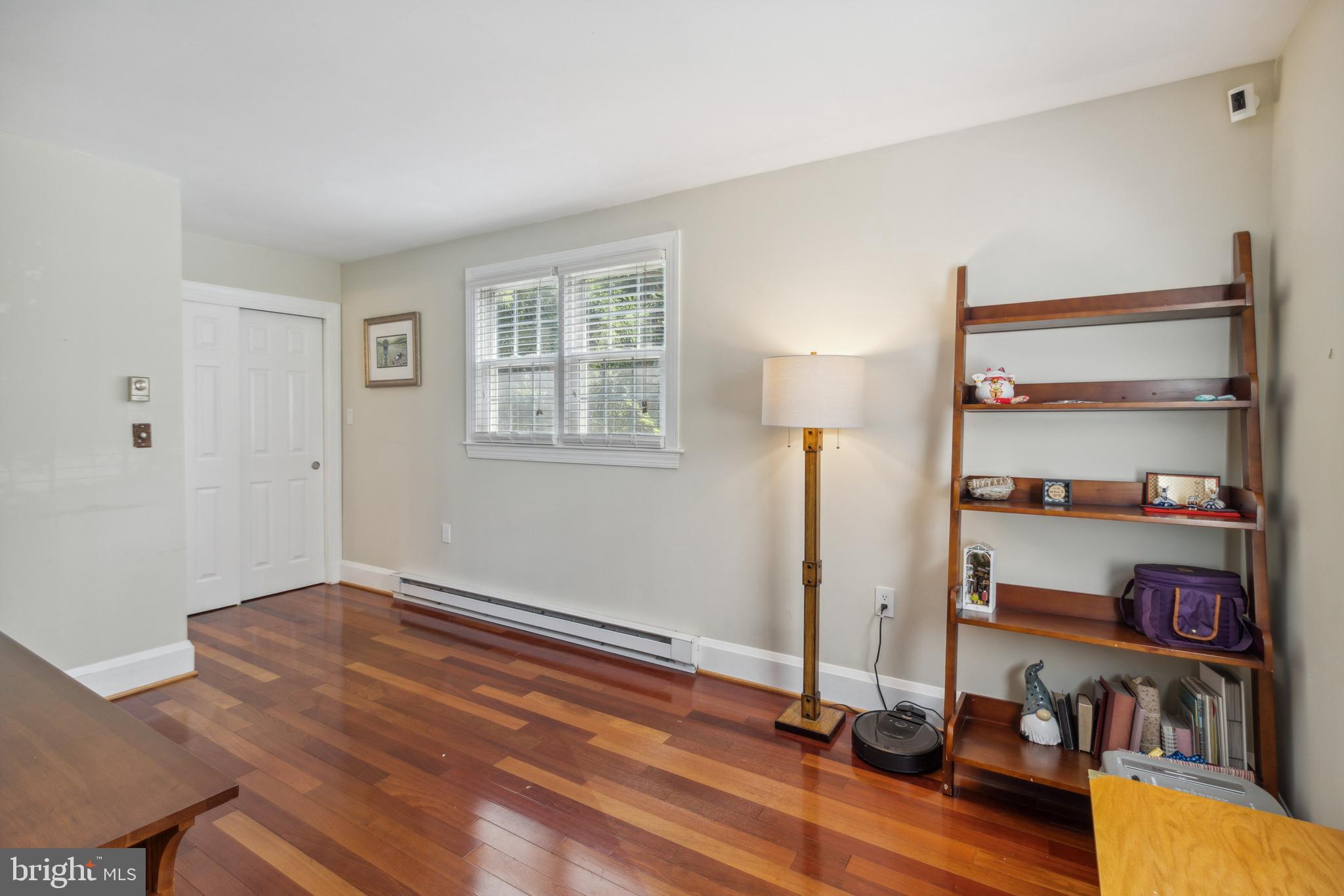 HOLMEHURST - Residential