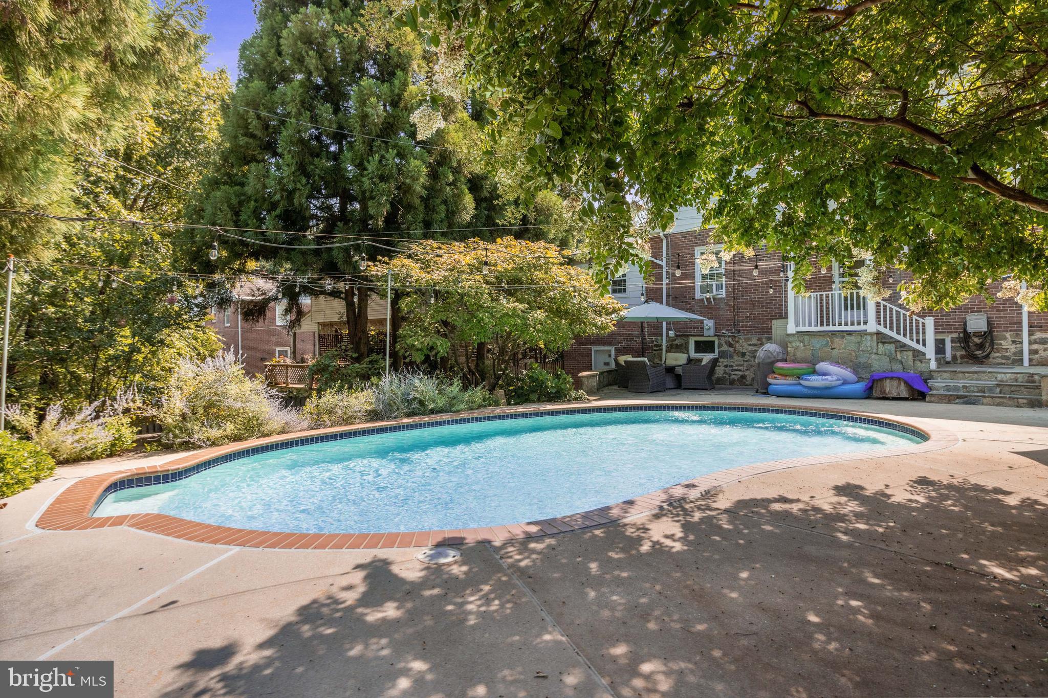 HOLMEHURST - Residential