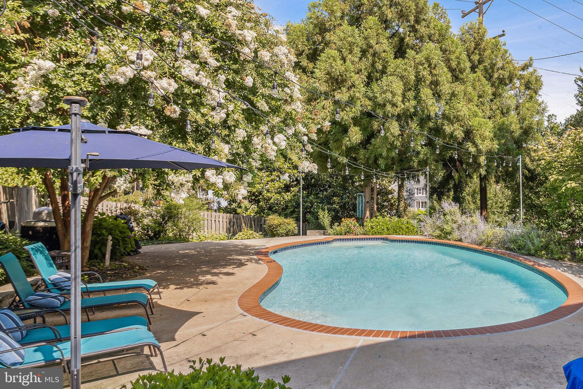 HOLMEHURST - Residential