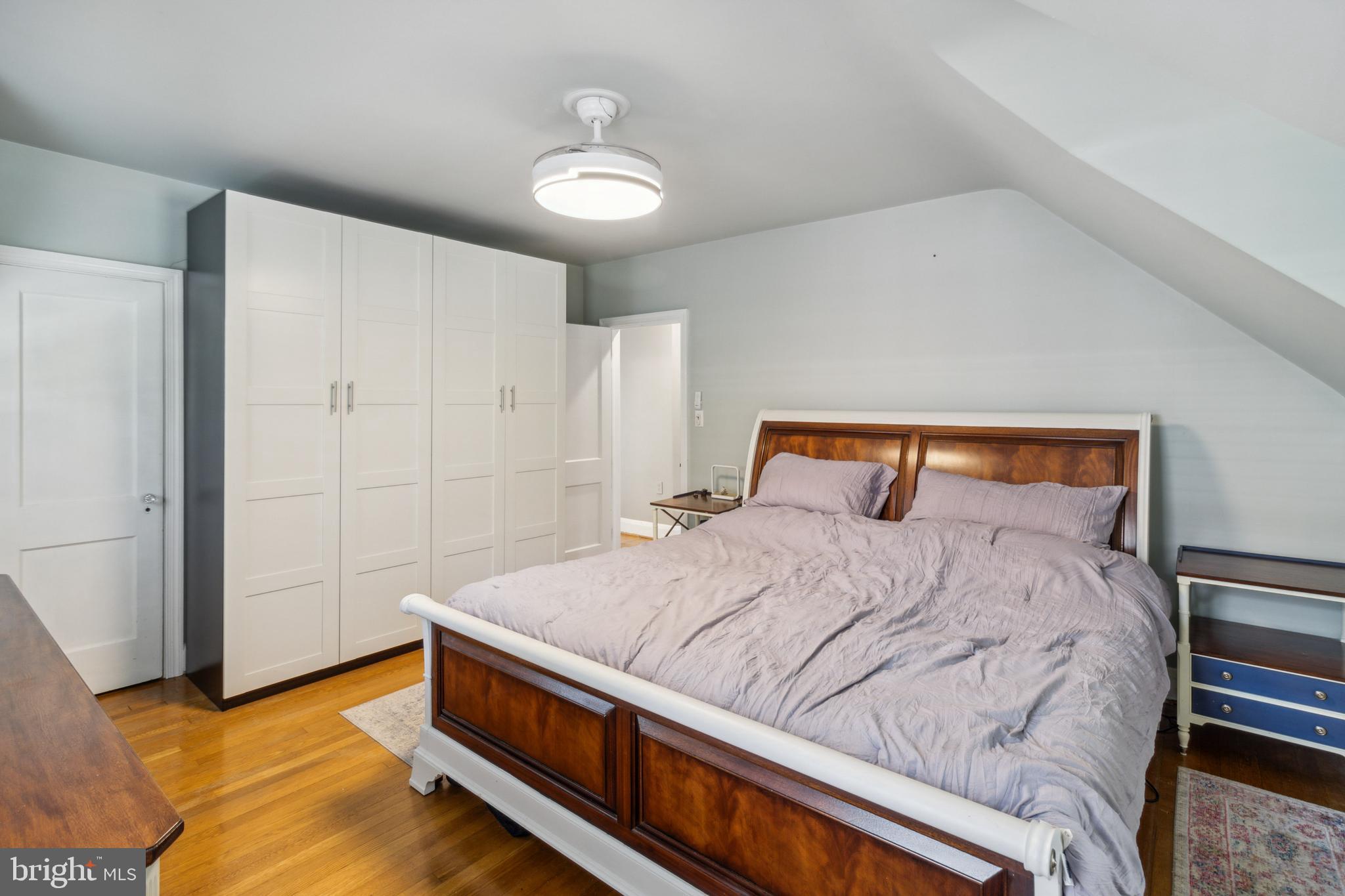 HOLMEHURST - Residential