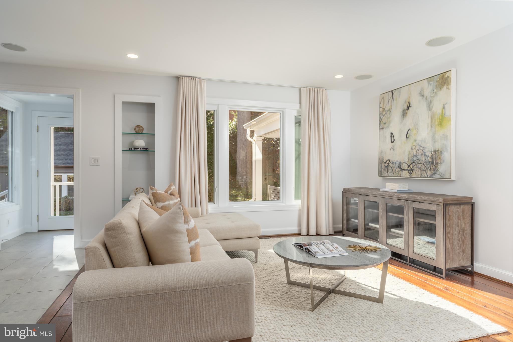 NORTH CLEVELAND PARK - Residential
