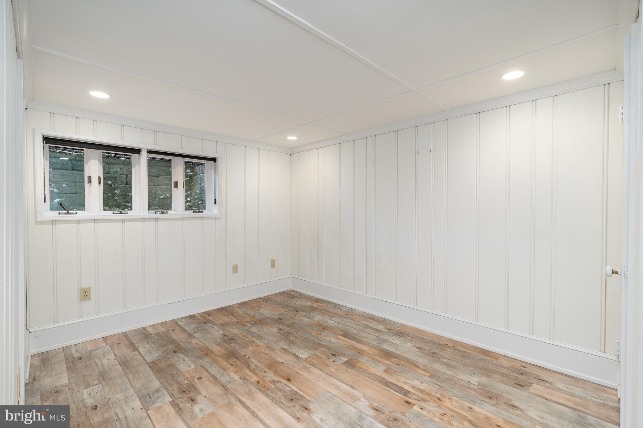 NORTH CLEVELAND PARK - Residential