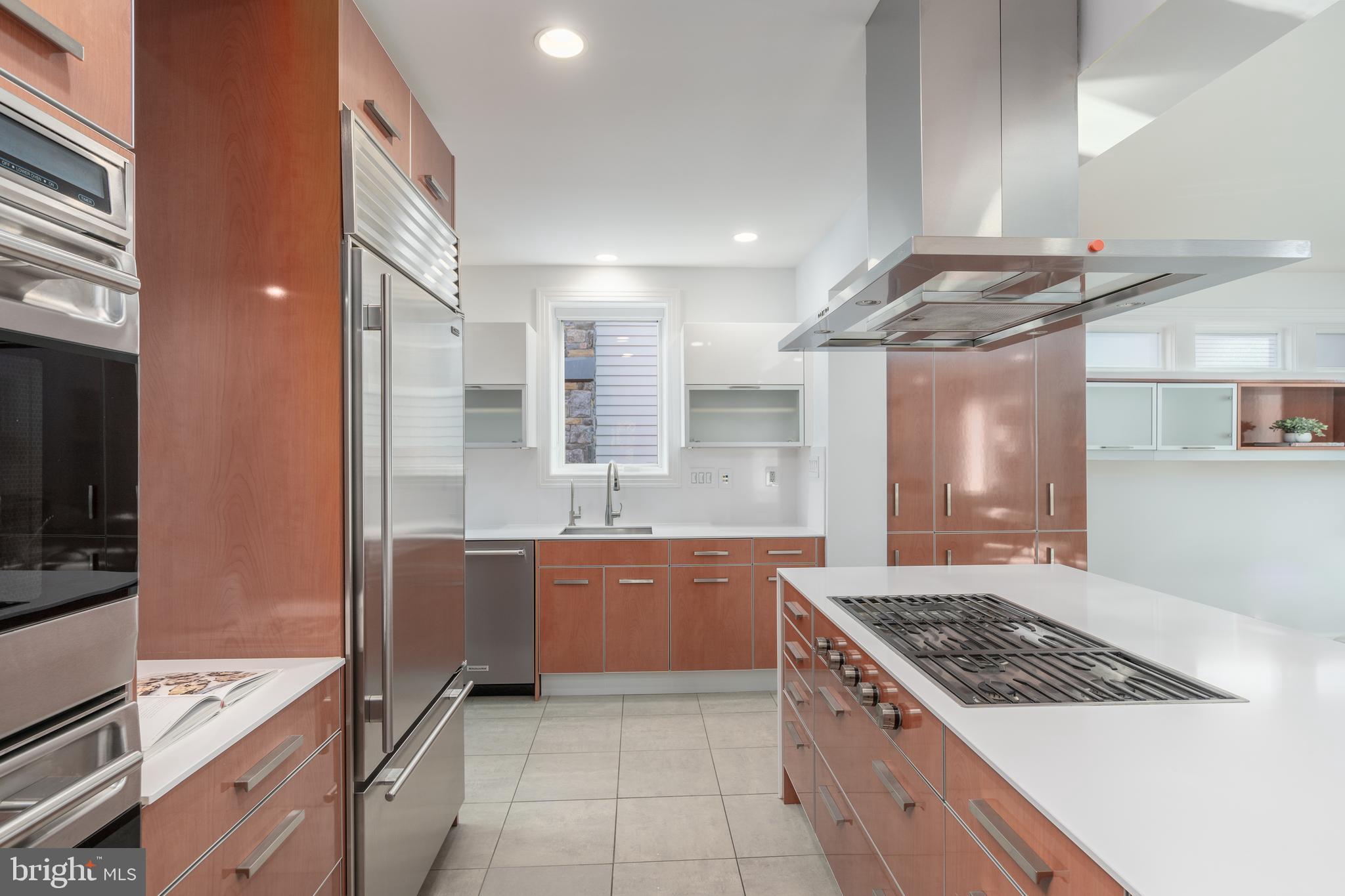 NORTH CLEVELAND PARK - Residential