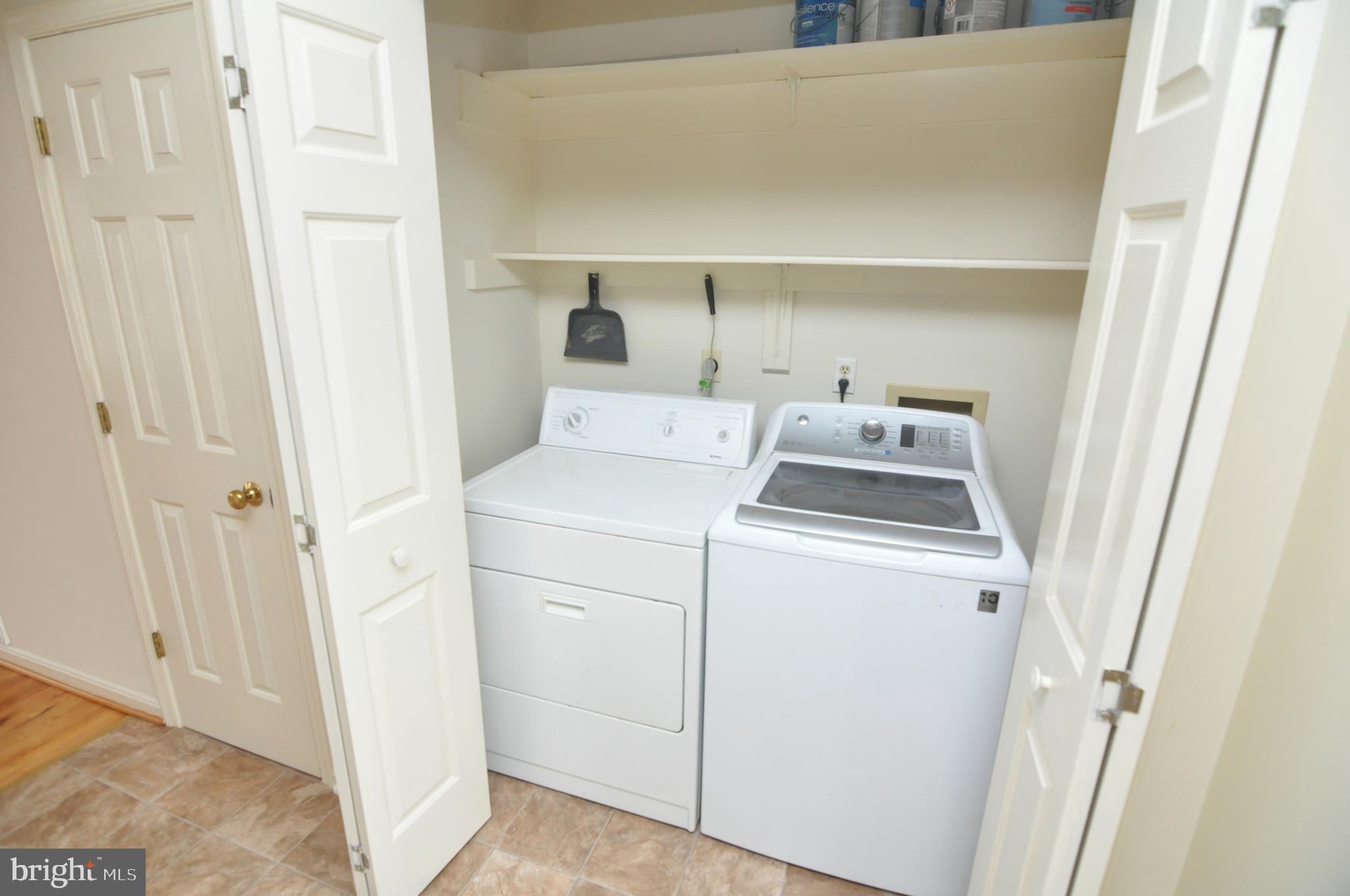 HUNTINGTON MEADOWS - Residential Lease