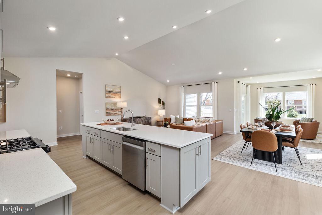 TROVINGER MILL ESTATES - Residential