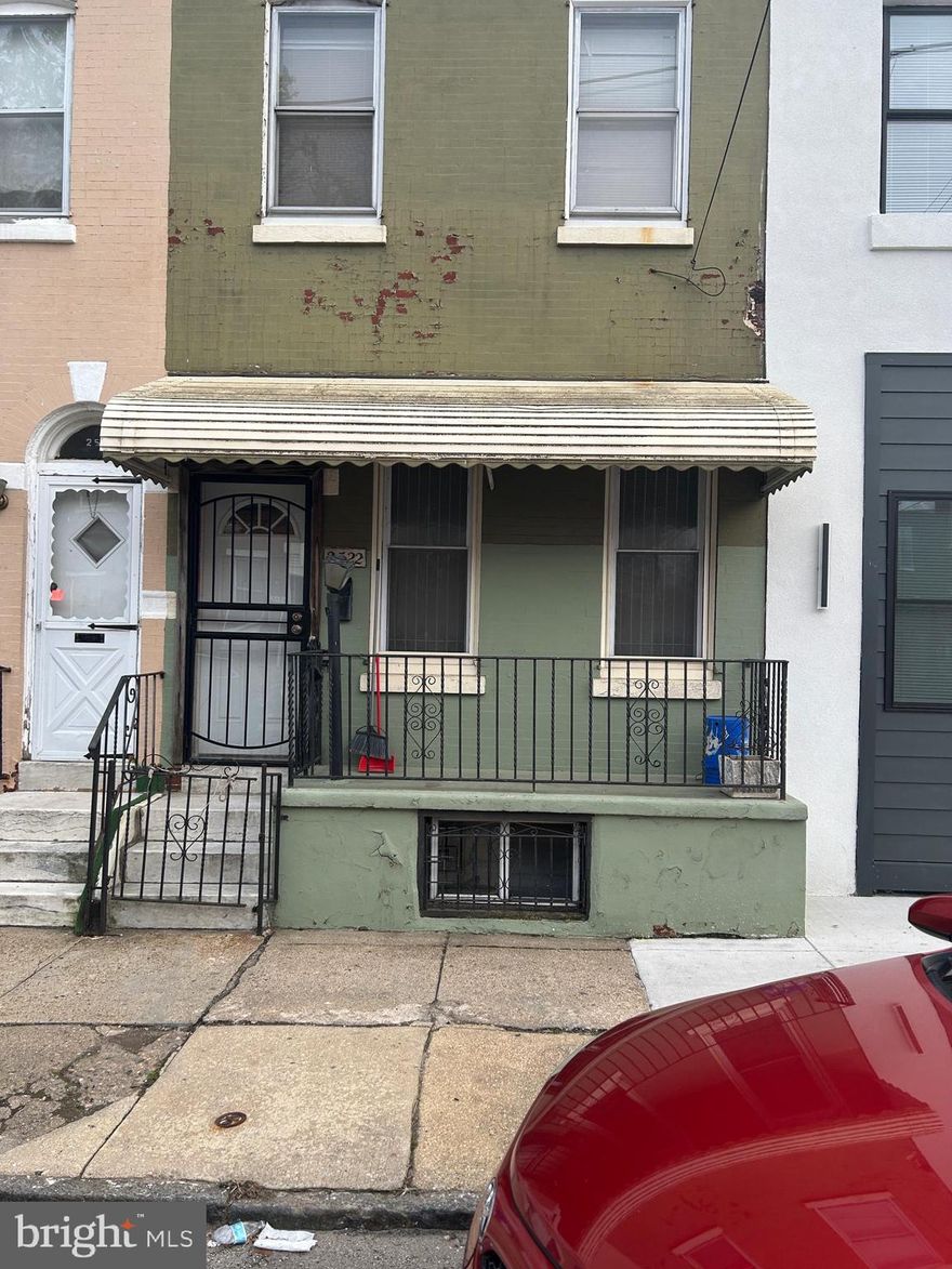 Motivated Seller! Showings will start 4/26/25.

Up and coming location in Brewerytown!  3/1.5 home near everything that Philadelphia has to offer.  The property is close to shopping, dining and transportation.  Grandma's home condition.  

Property is being sold As-Is condition.  Seller will make no repairs.