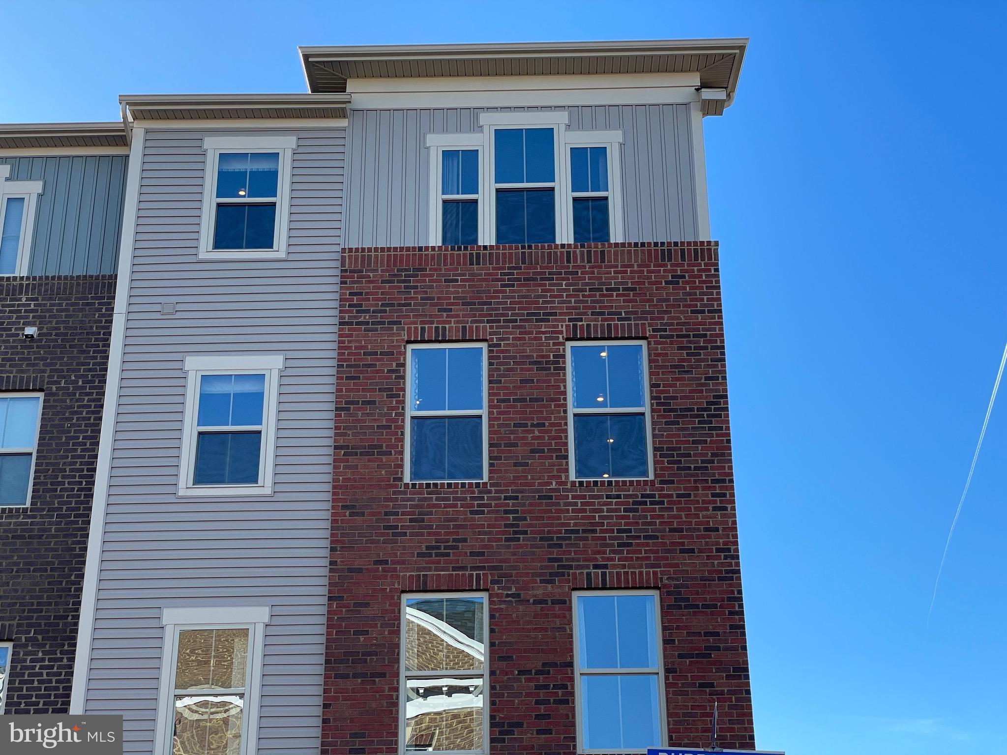 ARCOLA TOWN CENTER CONDO - Residential Lease