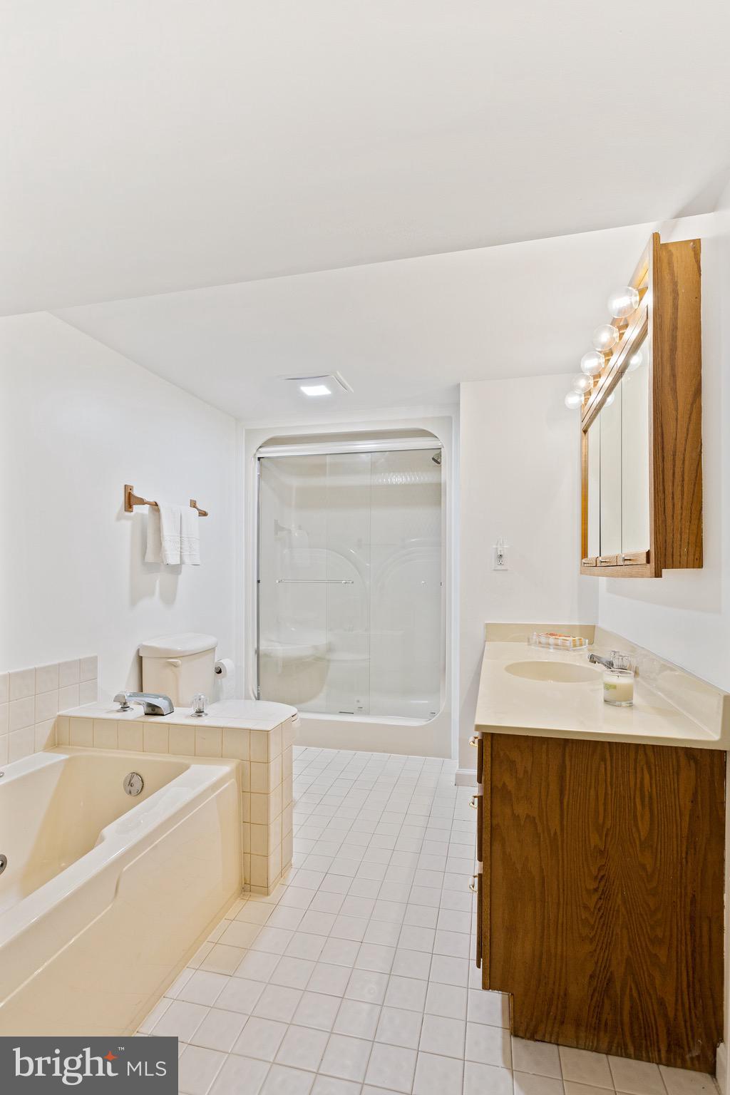 VALLEY WOOD - Residential