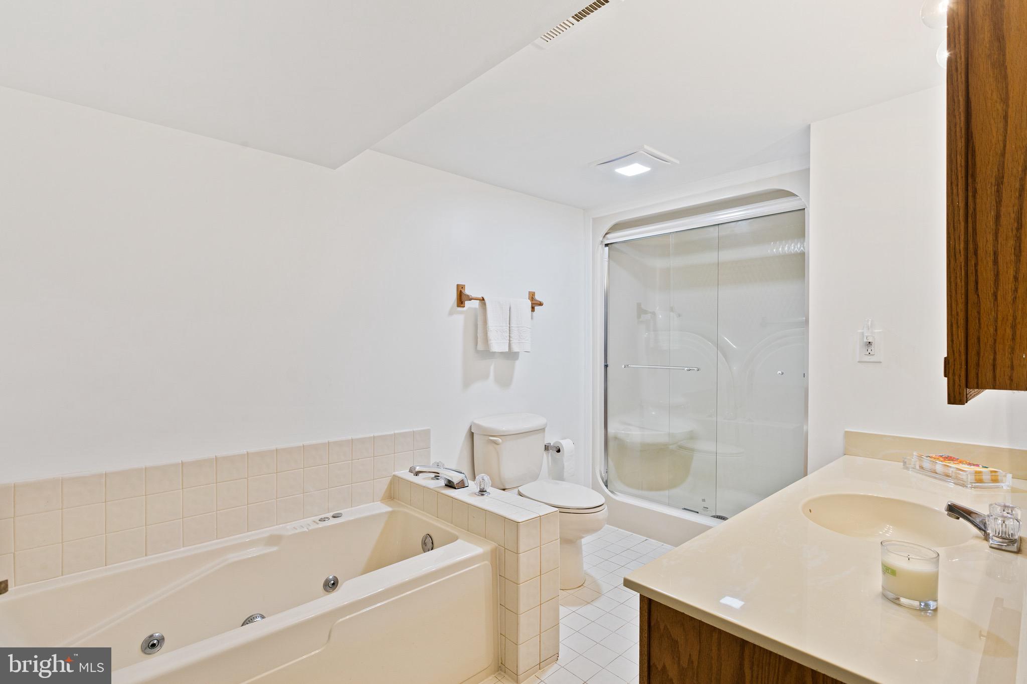 VALLEY WOOD - Residential