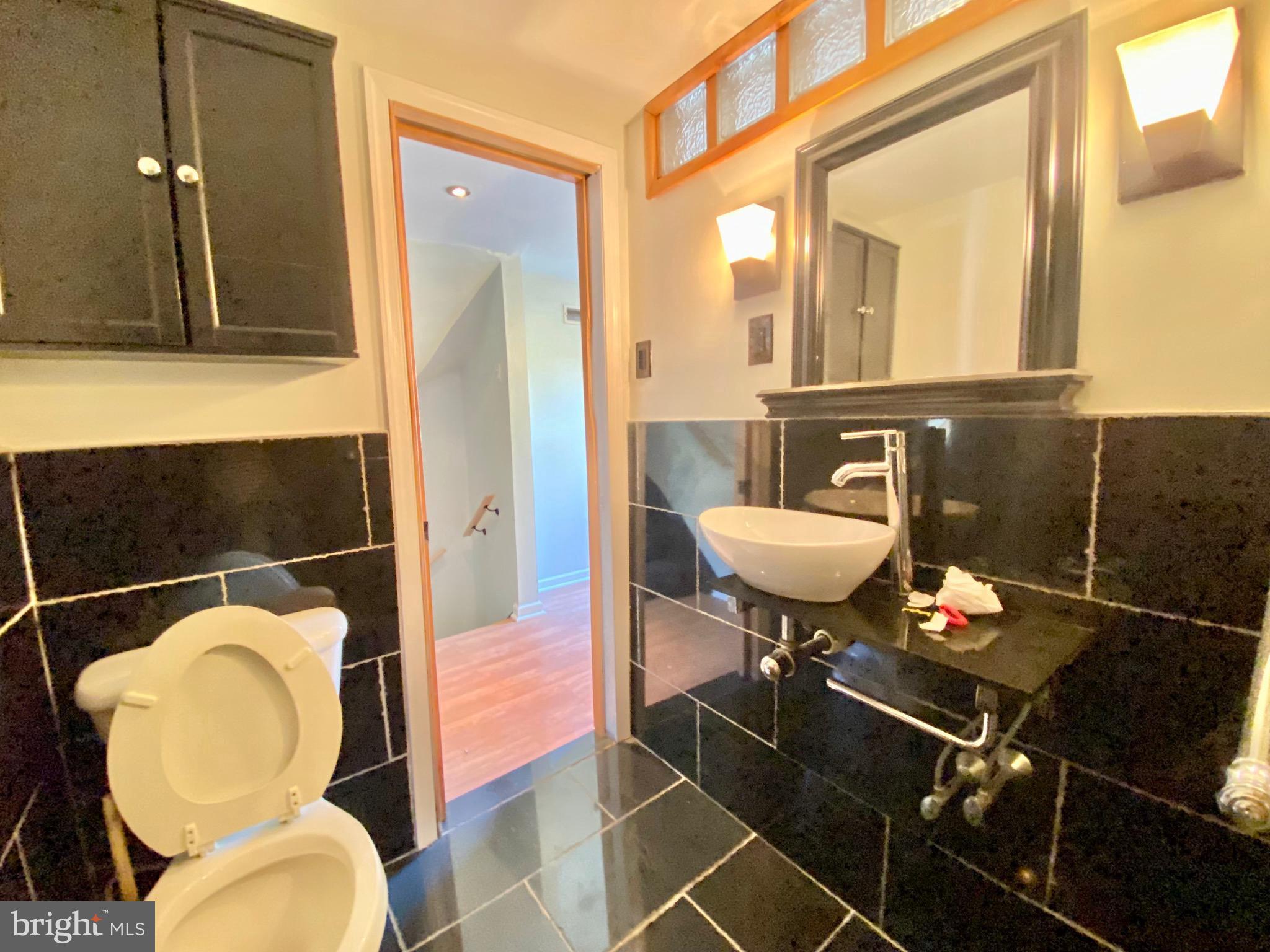 OLDE RICHMOND - Residential Lease