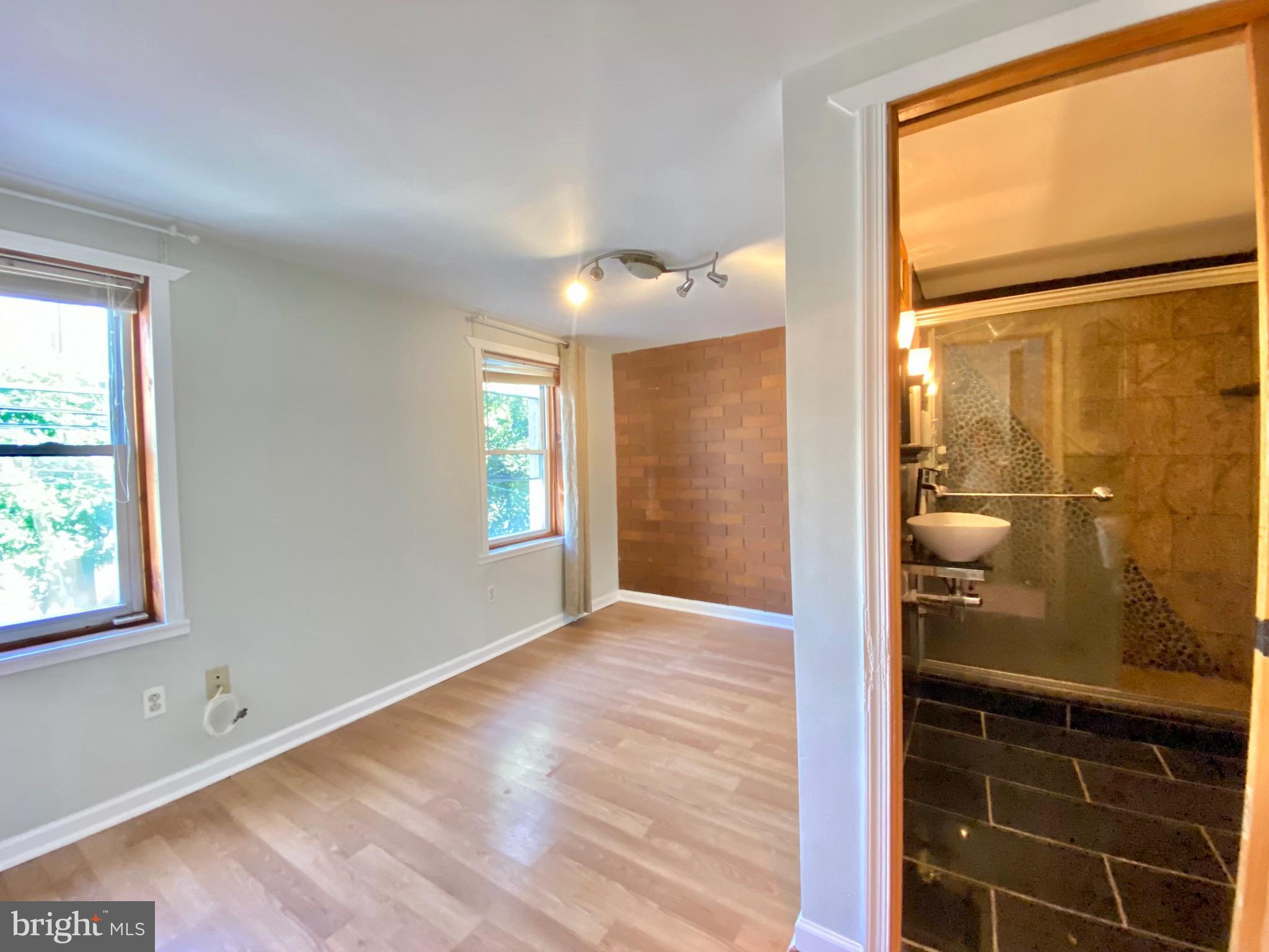 OLDE RICHMOND - Residential Lease