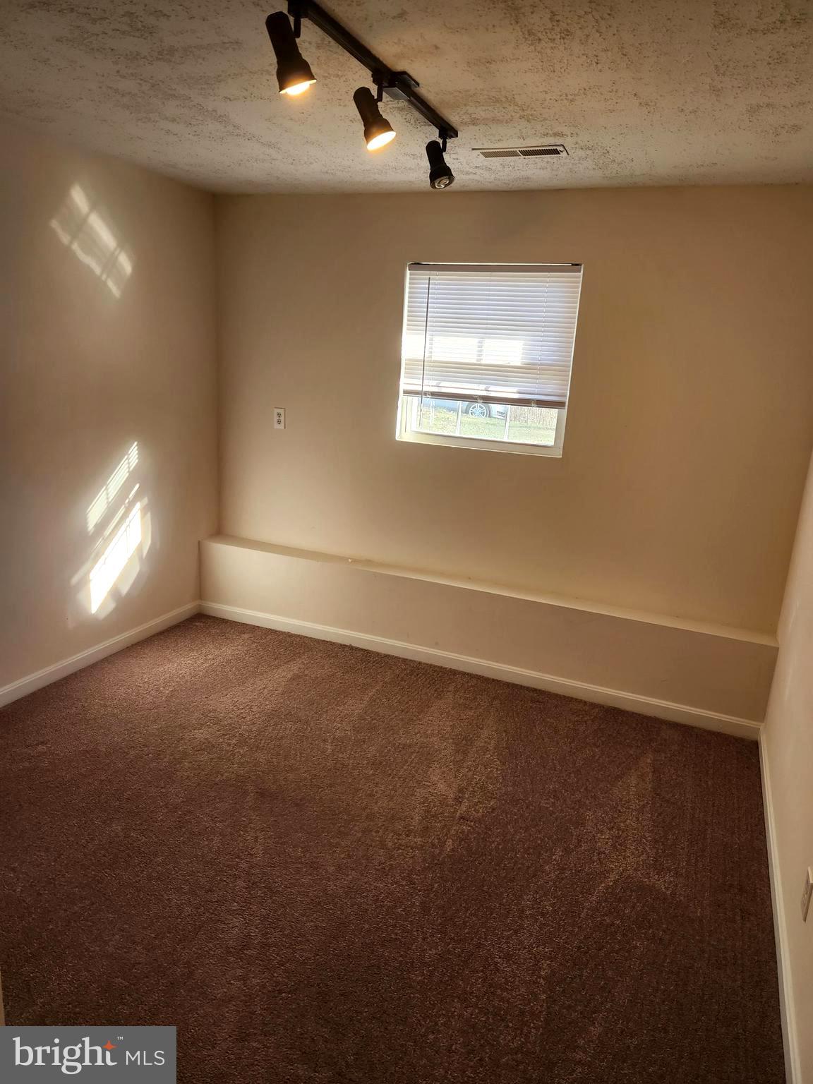 MOWRY - Residential Lease