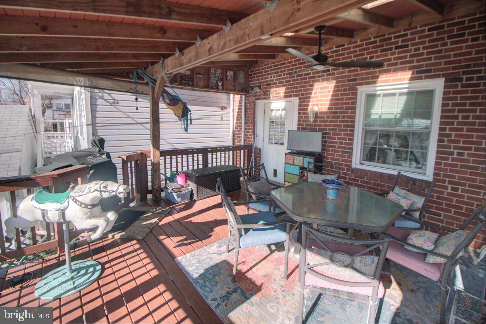 ARBOUR MANOR - Residential