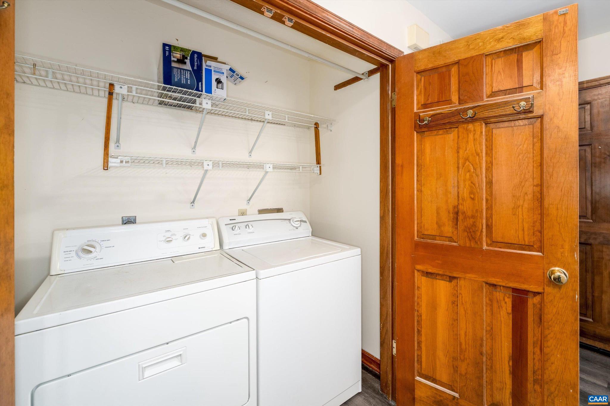 LAKE MONTICELLO - Residential