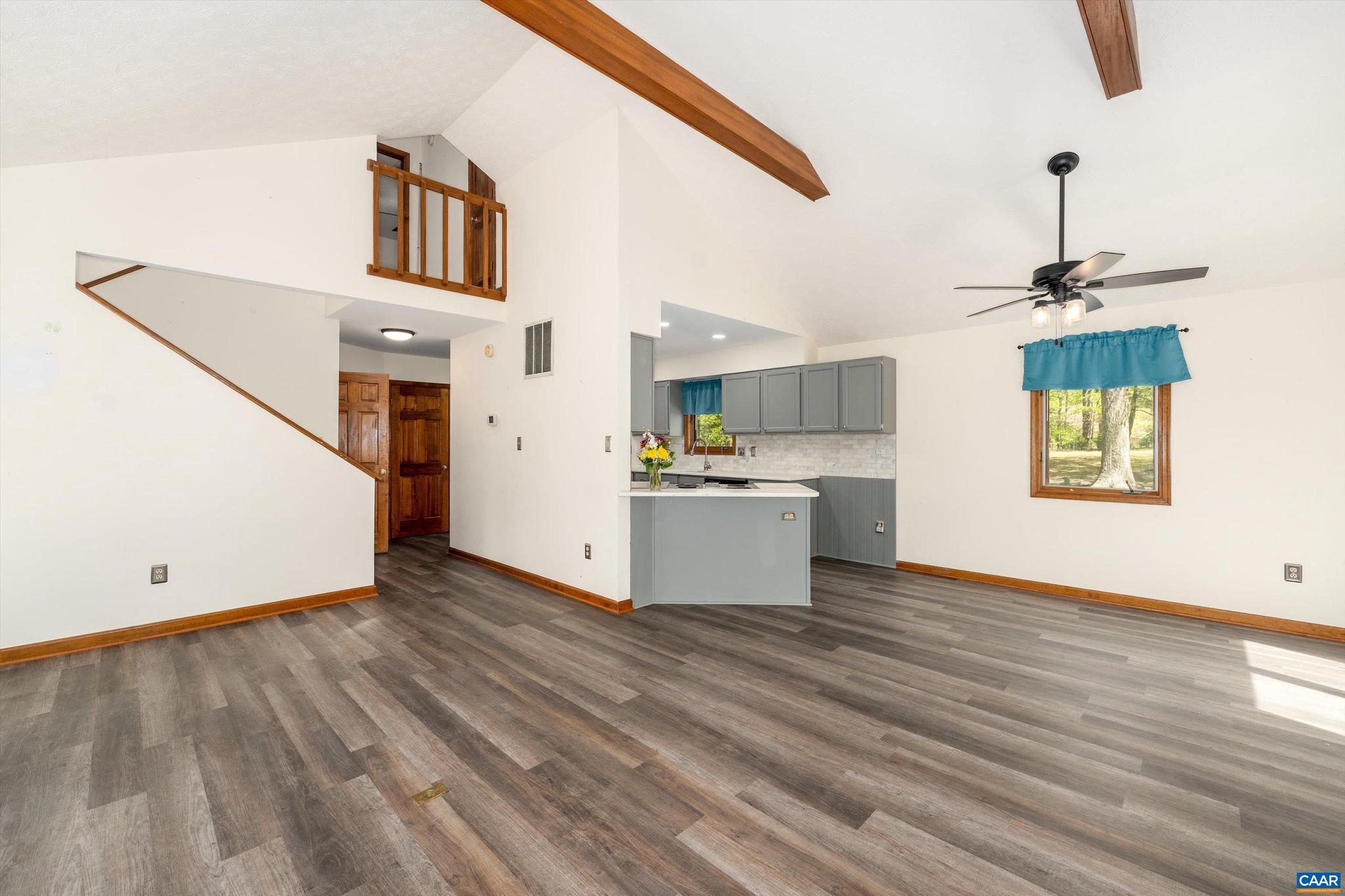 LAKE MONTICELLO - Residential