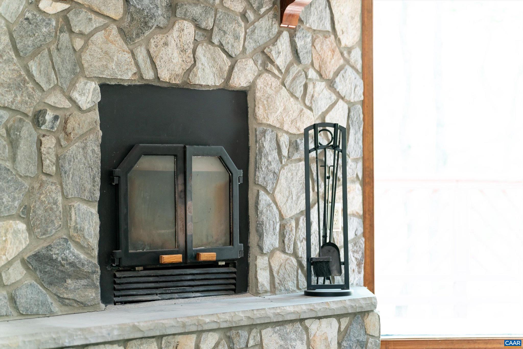 LAKE MONTICELLO - Residential