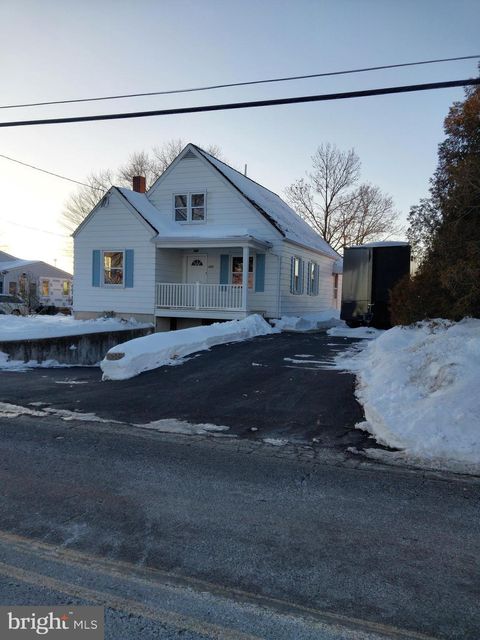 113 MERKEL ROAD GILBERTSVILLE PA 19525