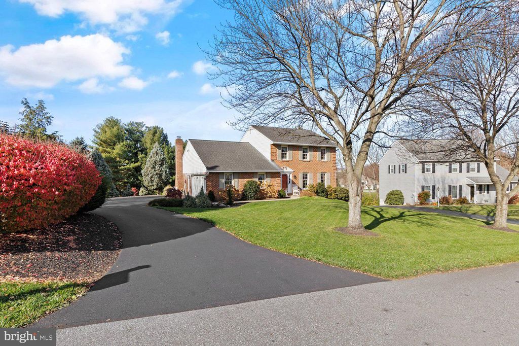 Photo of 8 Japonica Drive, Lititz, PA 17543 (MLS # PALA2043720)