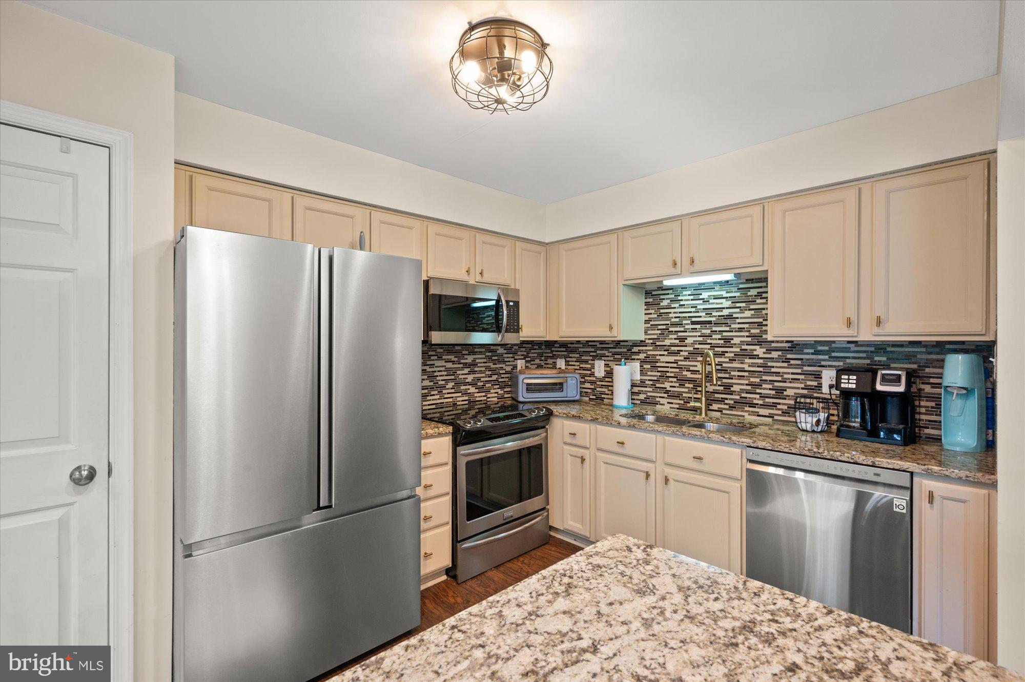 TURNBERRY VILLAGE - Residential