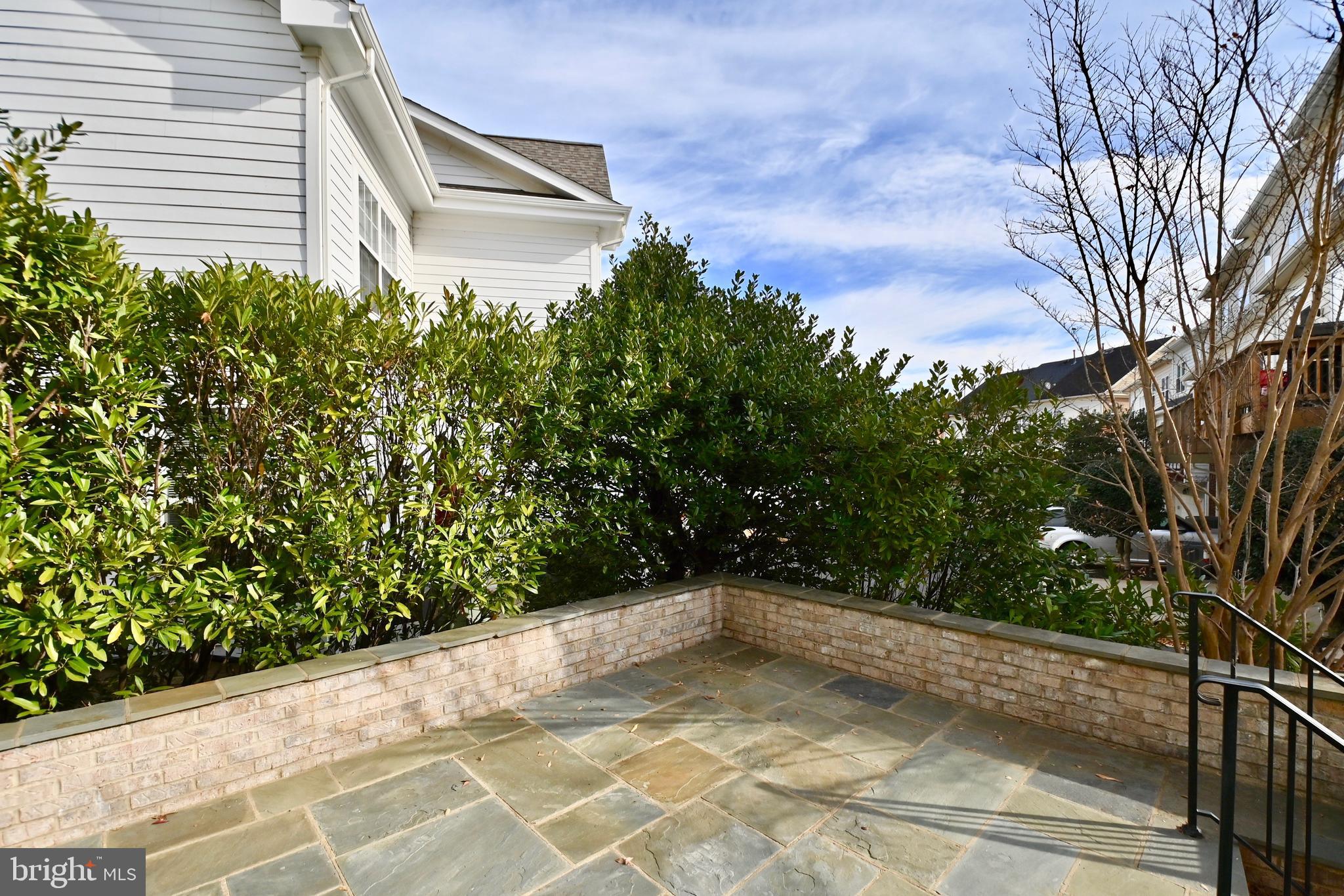 BELMONT BAY - Residential Lease