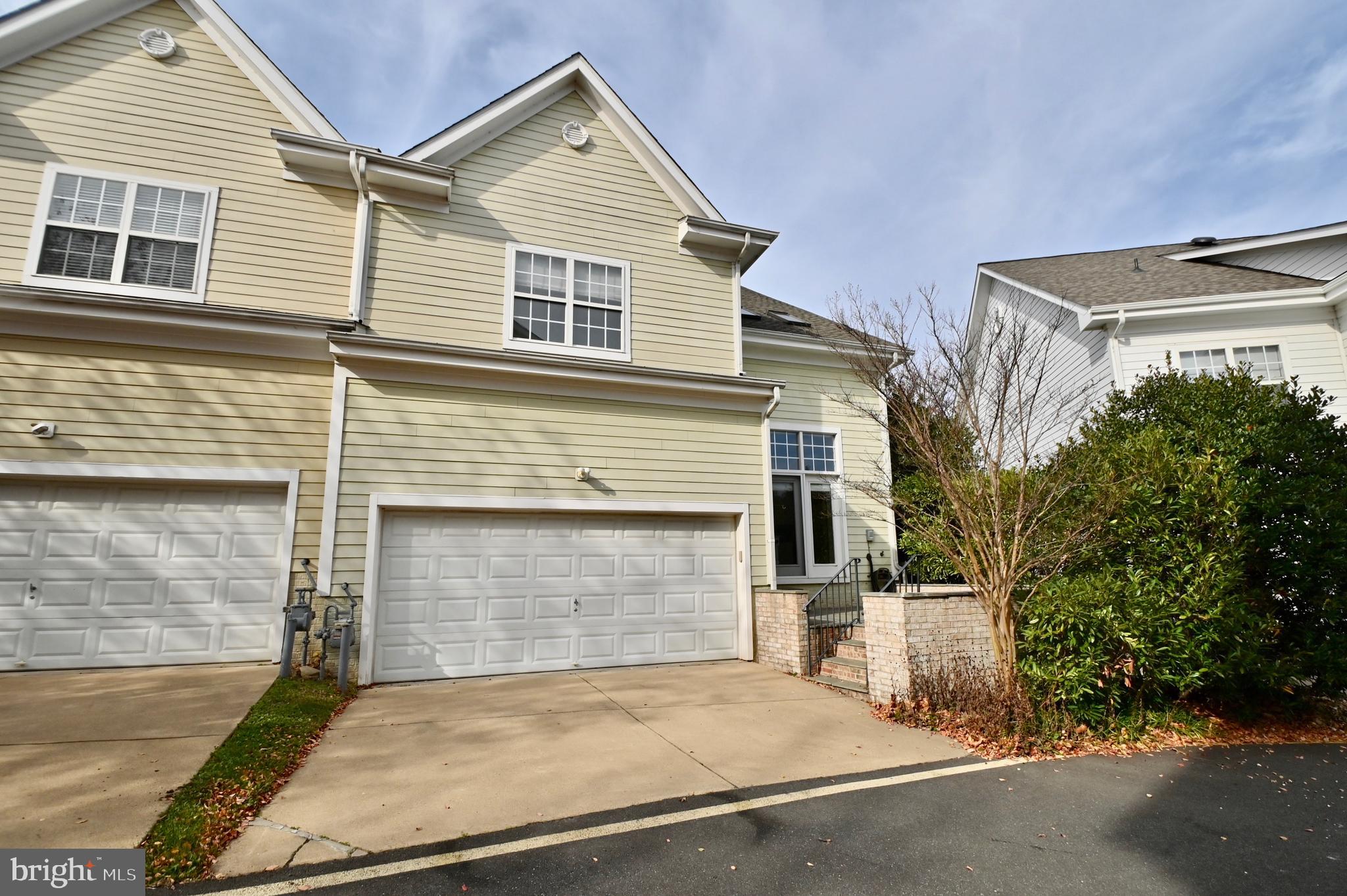 BELMONT BAY - Residential Lease