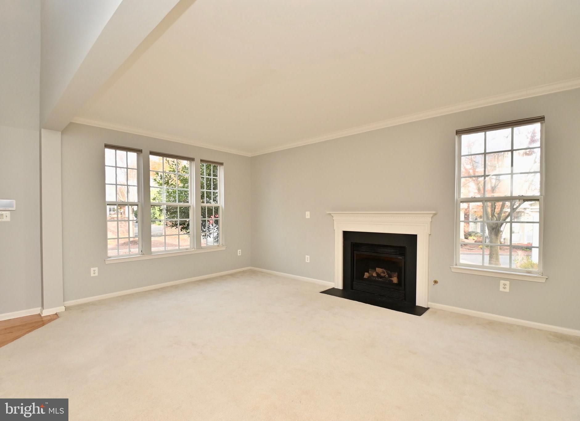 BELMONT BAY - Residential Lease