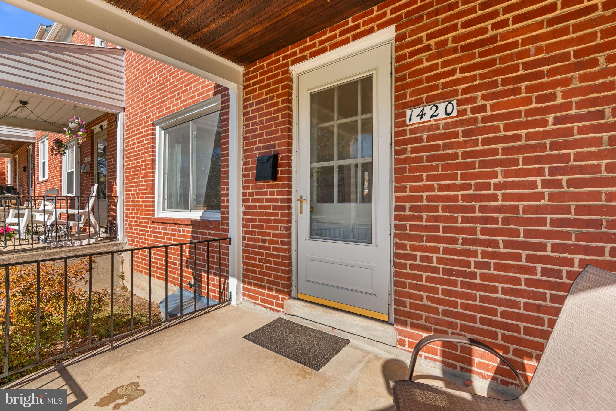 IDLEWOOD - Residential