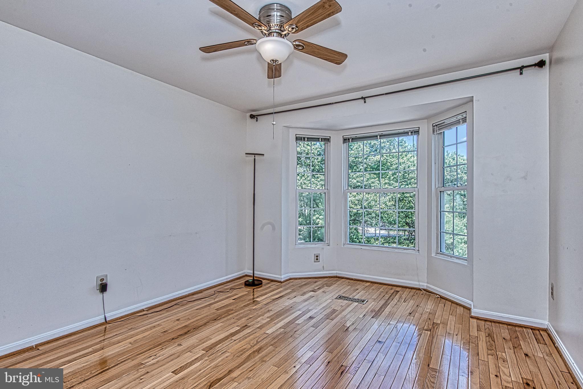 VIRGINIA CENTER - Residential Lease