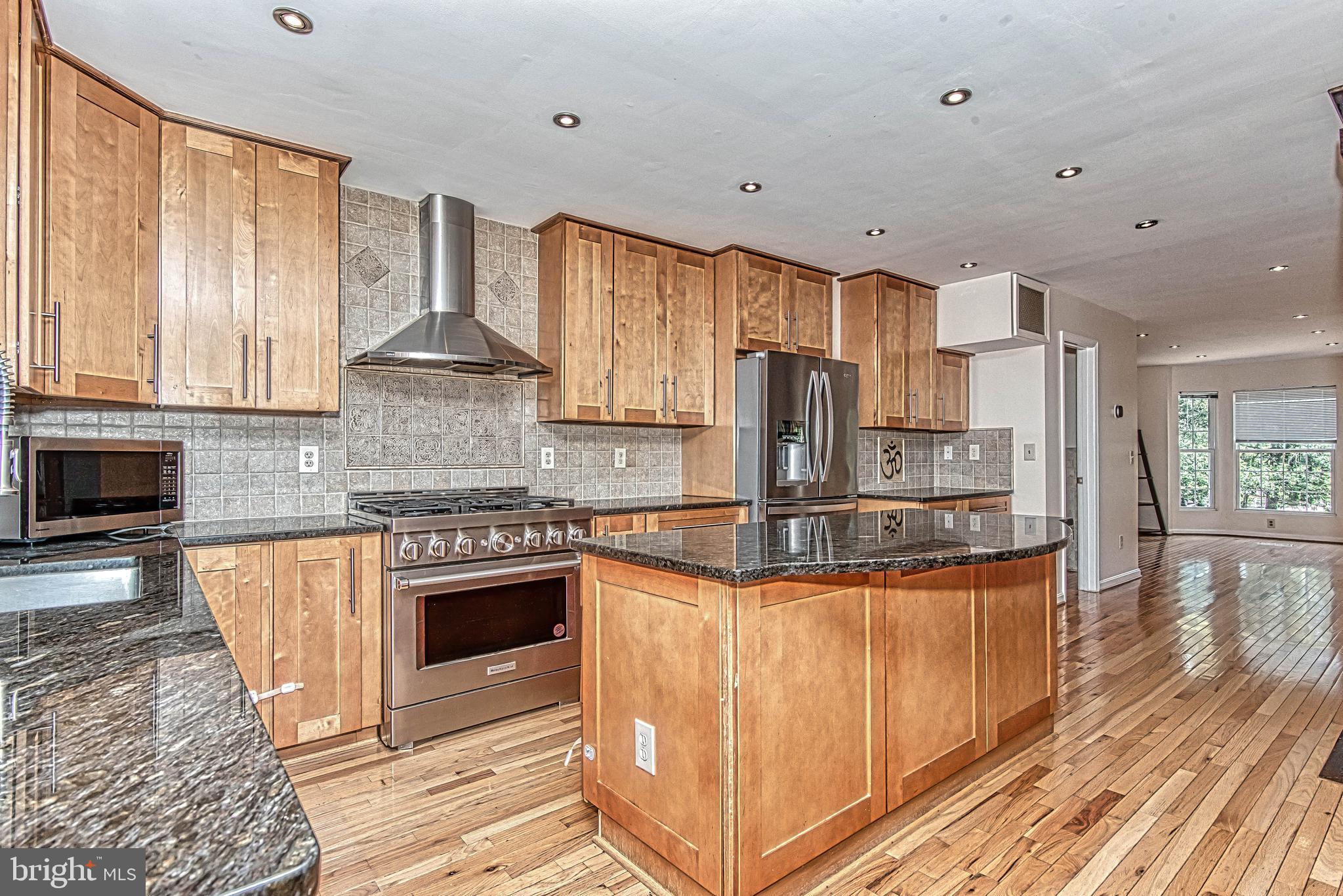 VIRGINIA CENTER - Residential Lease