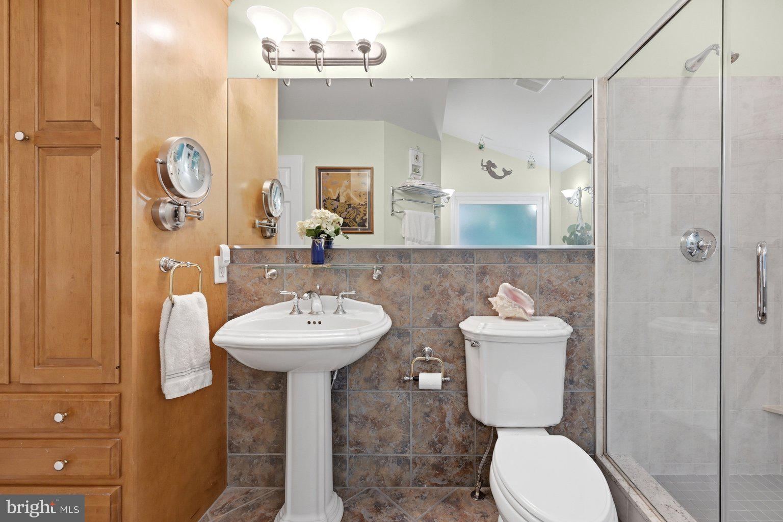 ASHBURN FARM - Residential