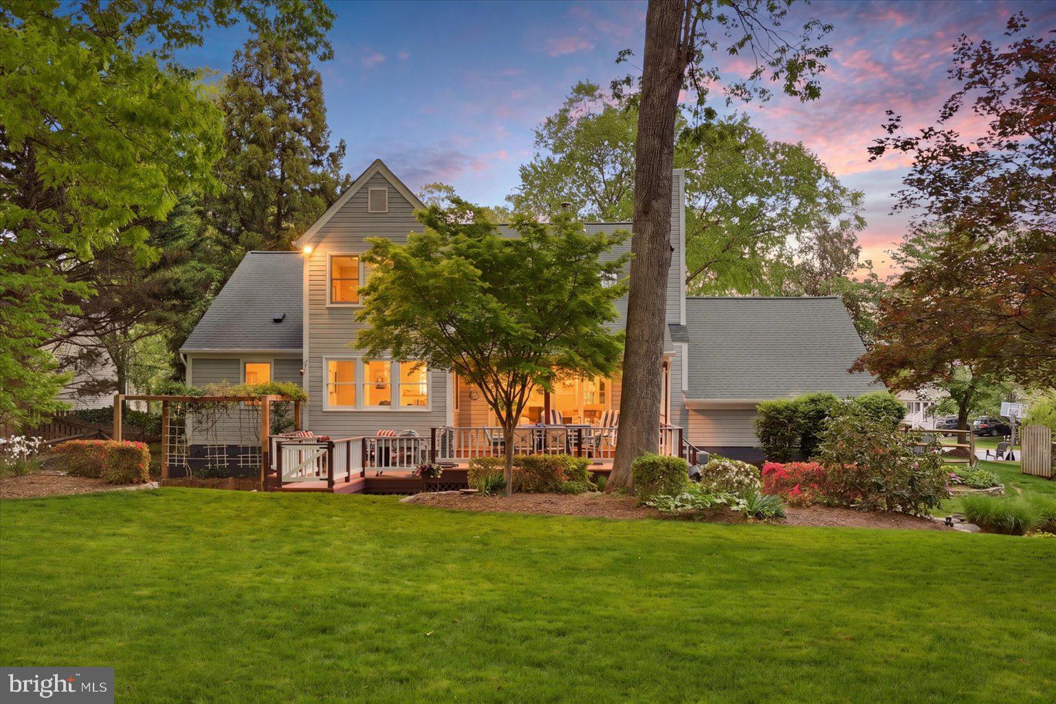 ASHBURN FARM - Residential