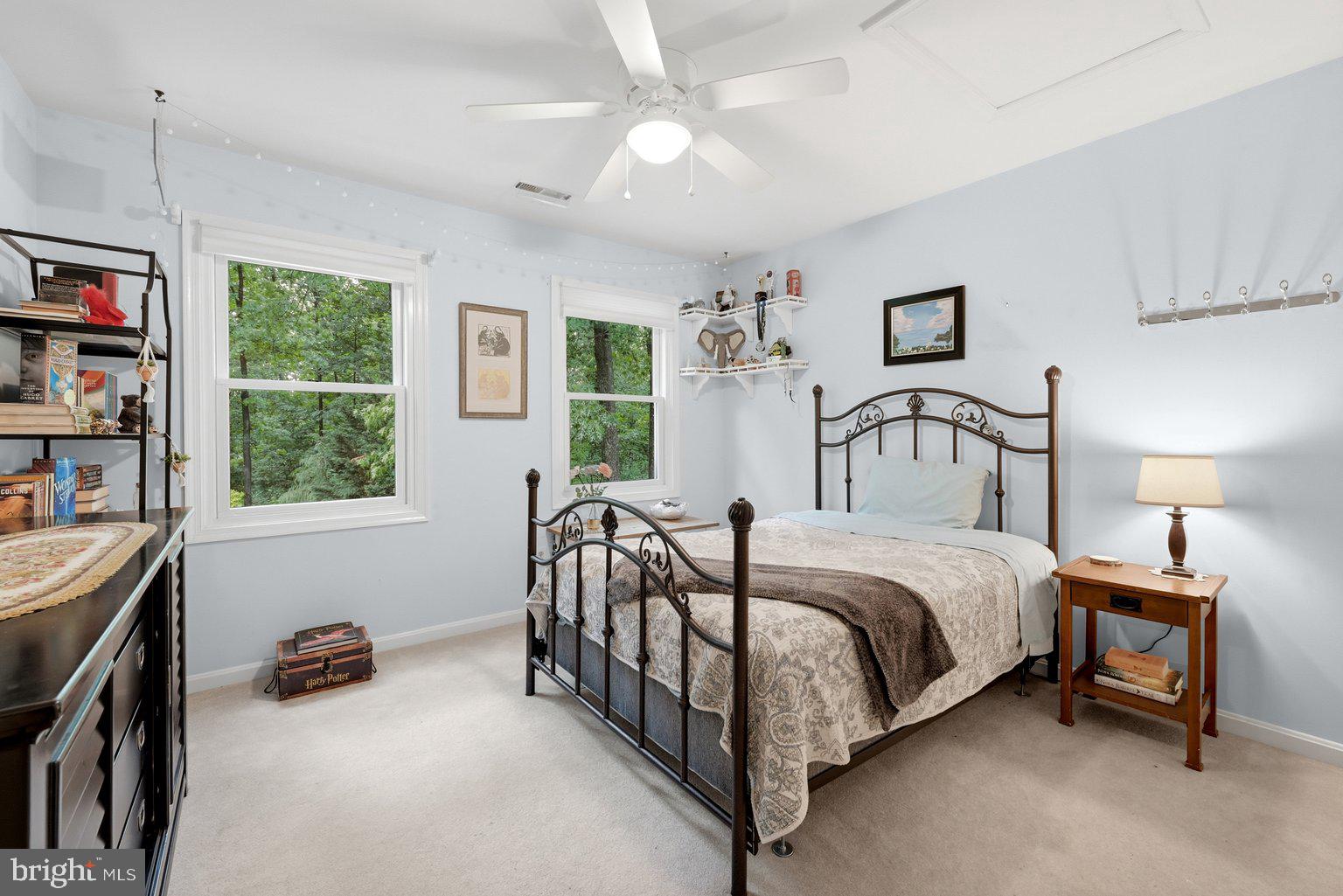 ASHBURN FARM - Residential