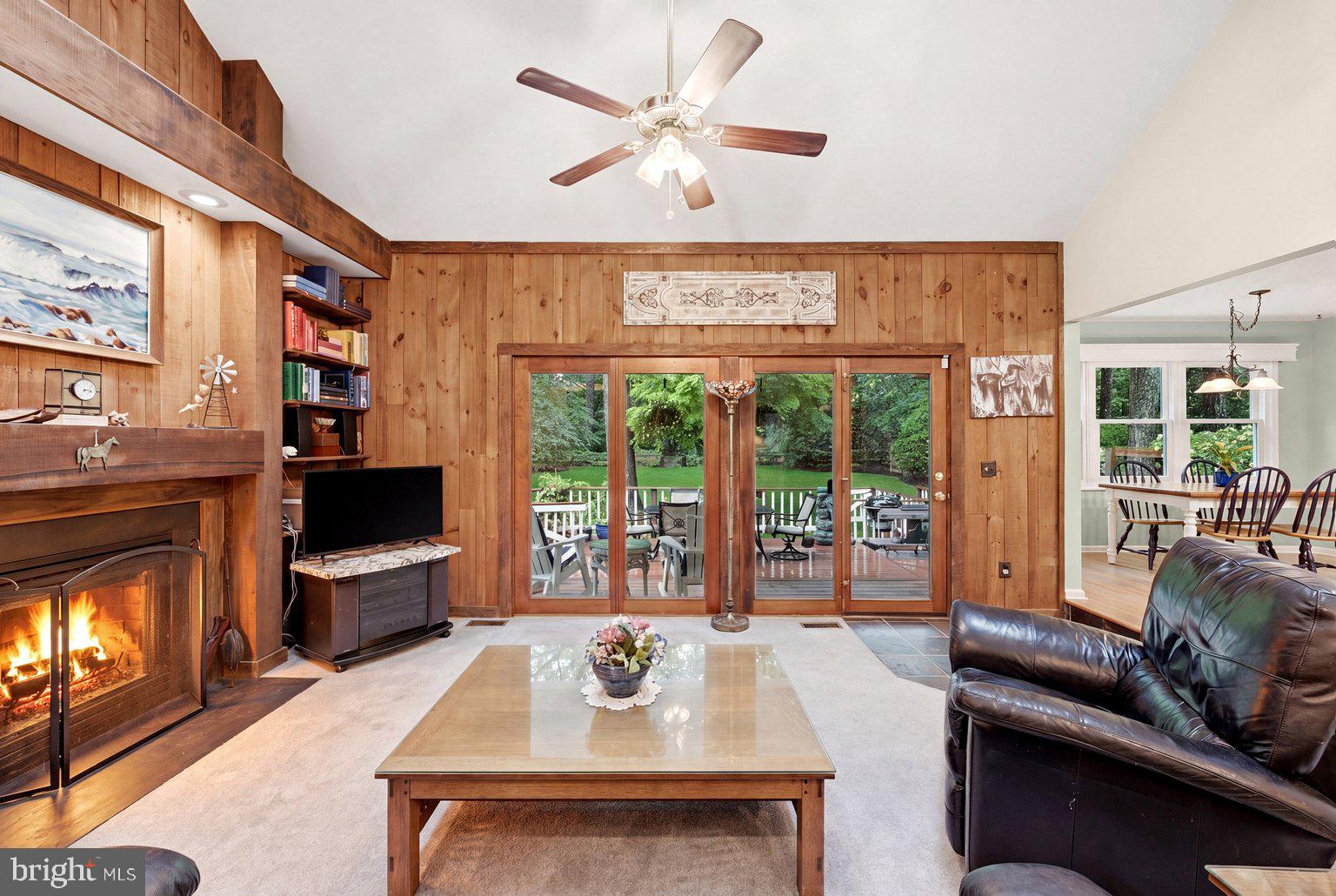 ASHBURN FARM - Residential