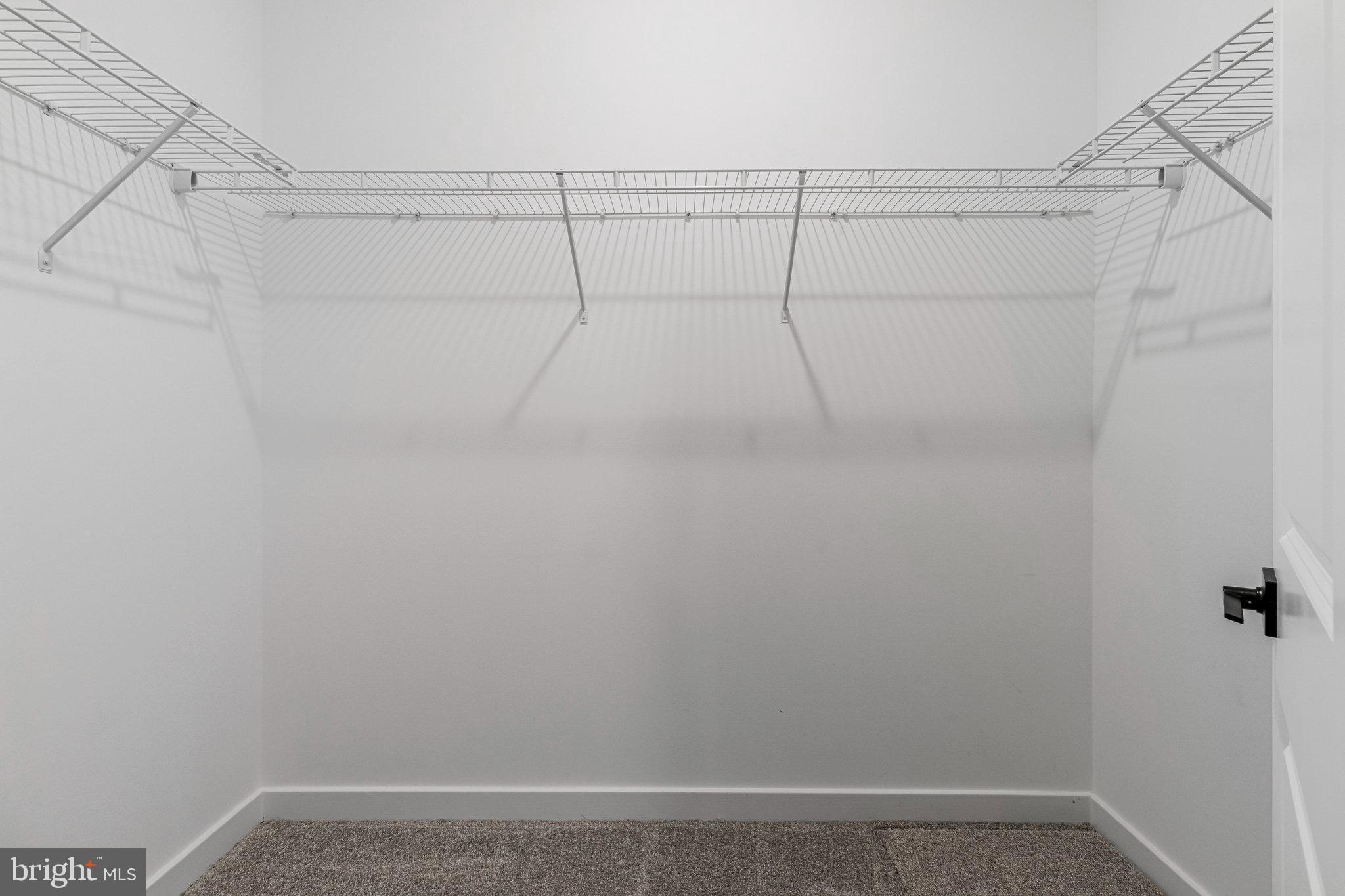 ELMWOOD FARM - Residential