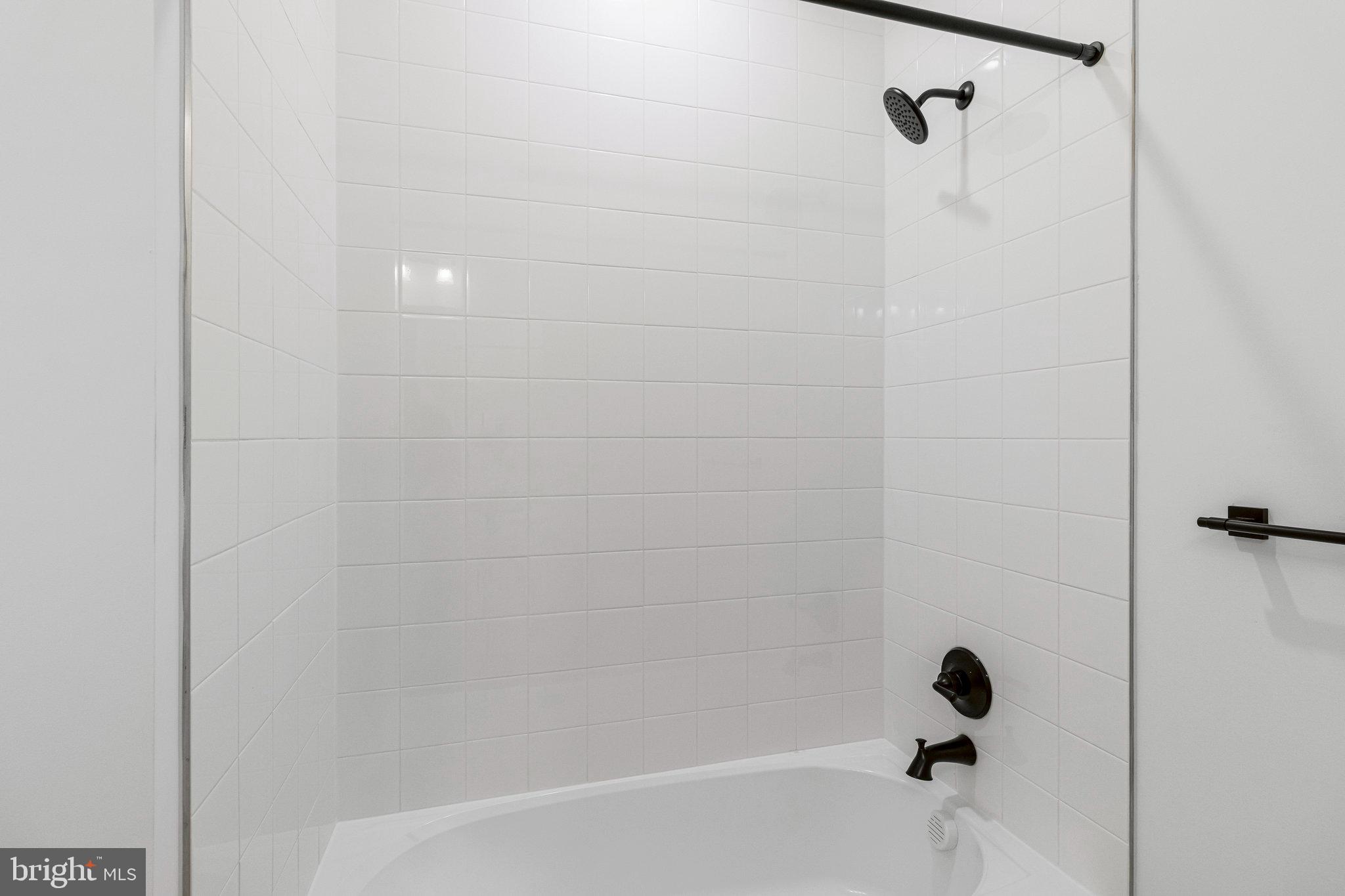 ELMWOOD FARM - Residential