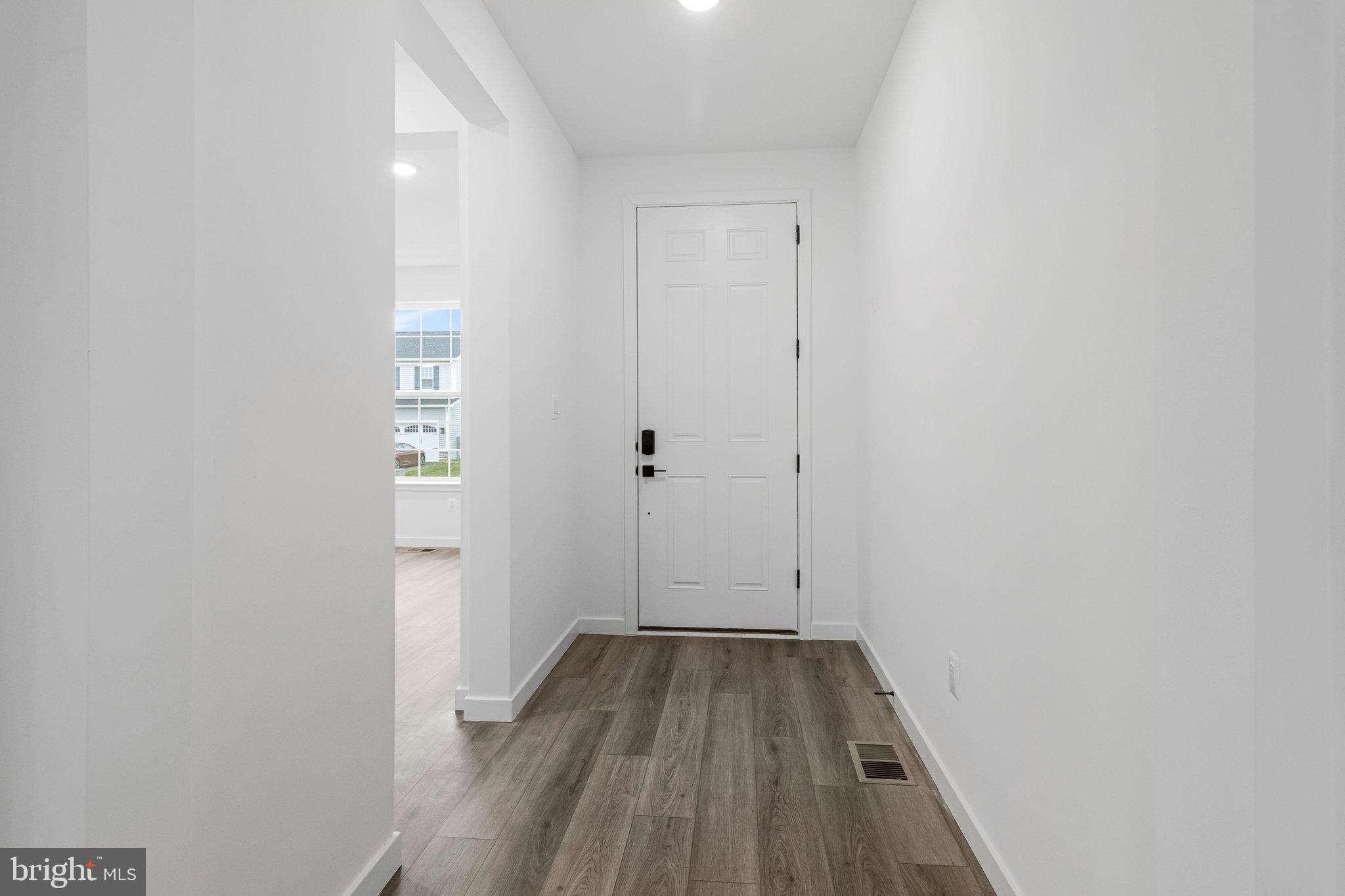 ELMWOOD FARM - Residential