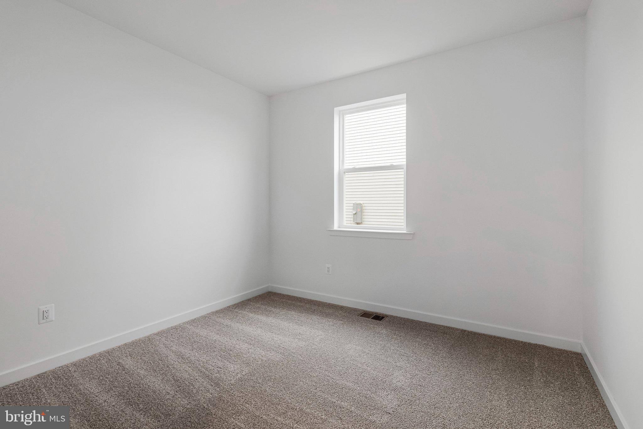 ELMWOOD FARM - Residential