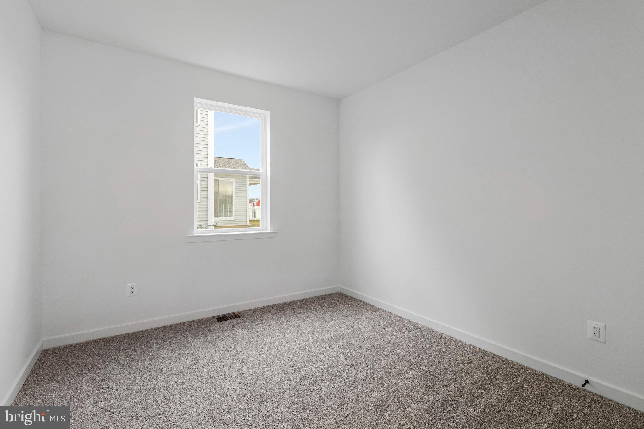 ELMWOOD FARM - Residential